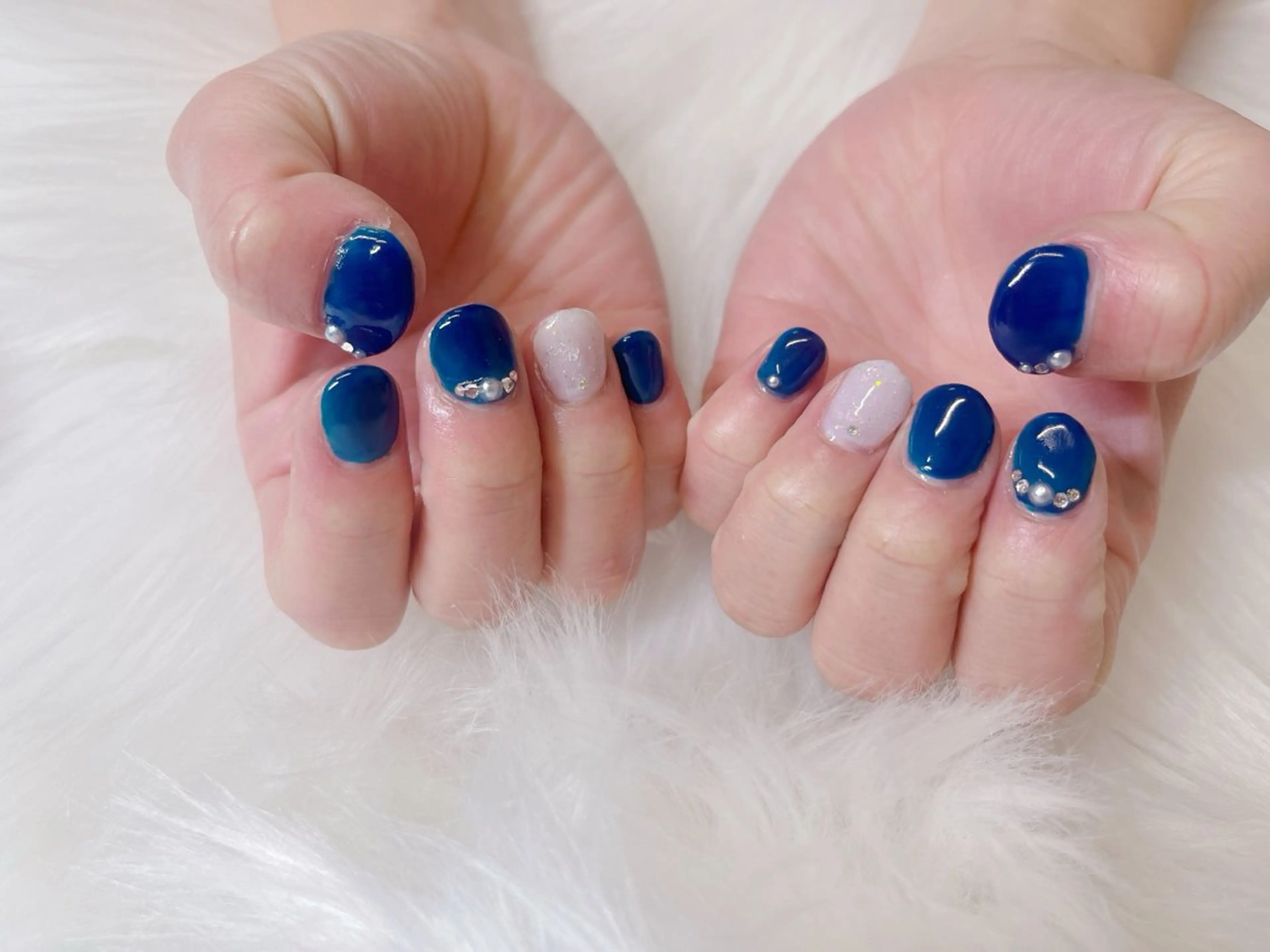 ネイル Maison dePLATINUM所属・ネイリスト makiのネイルデザイン