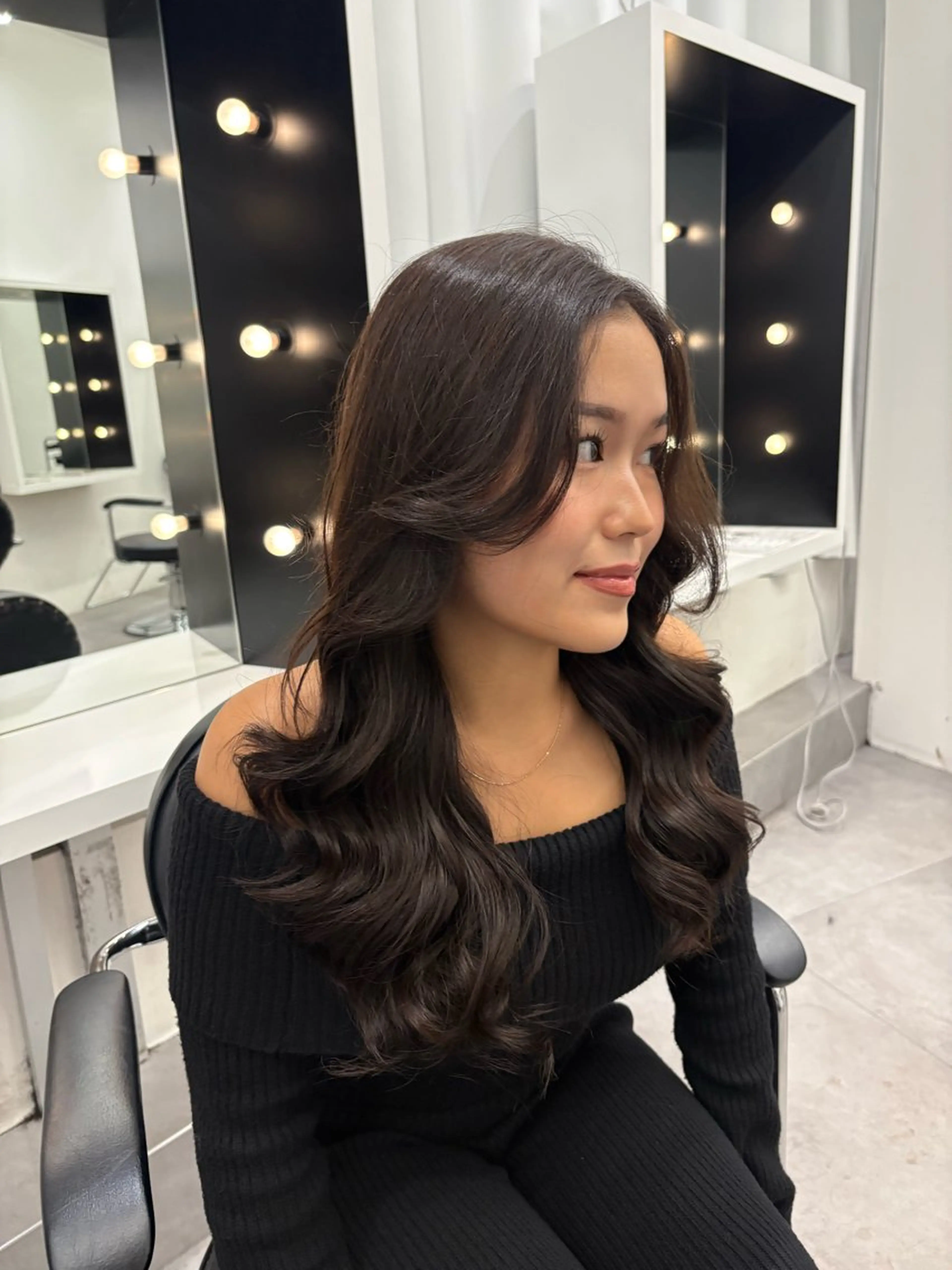 ロング ヘアカラー みゆき/透明感カラー /カラー特化のヘアスタイル