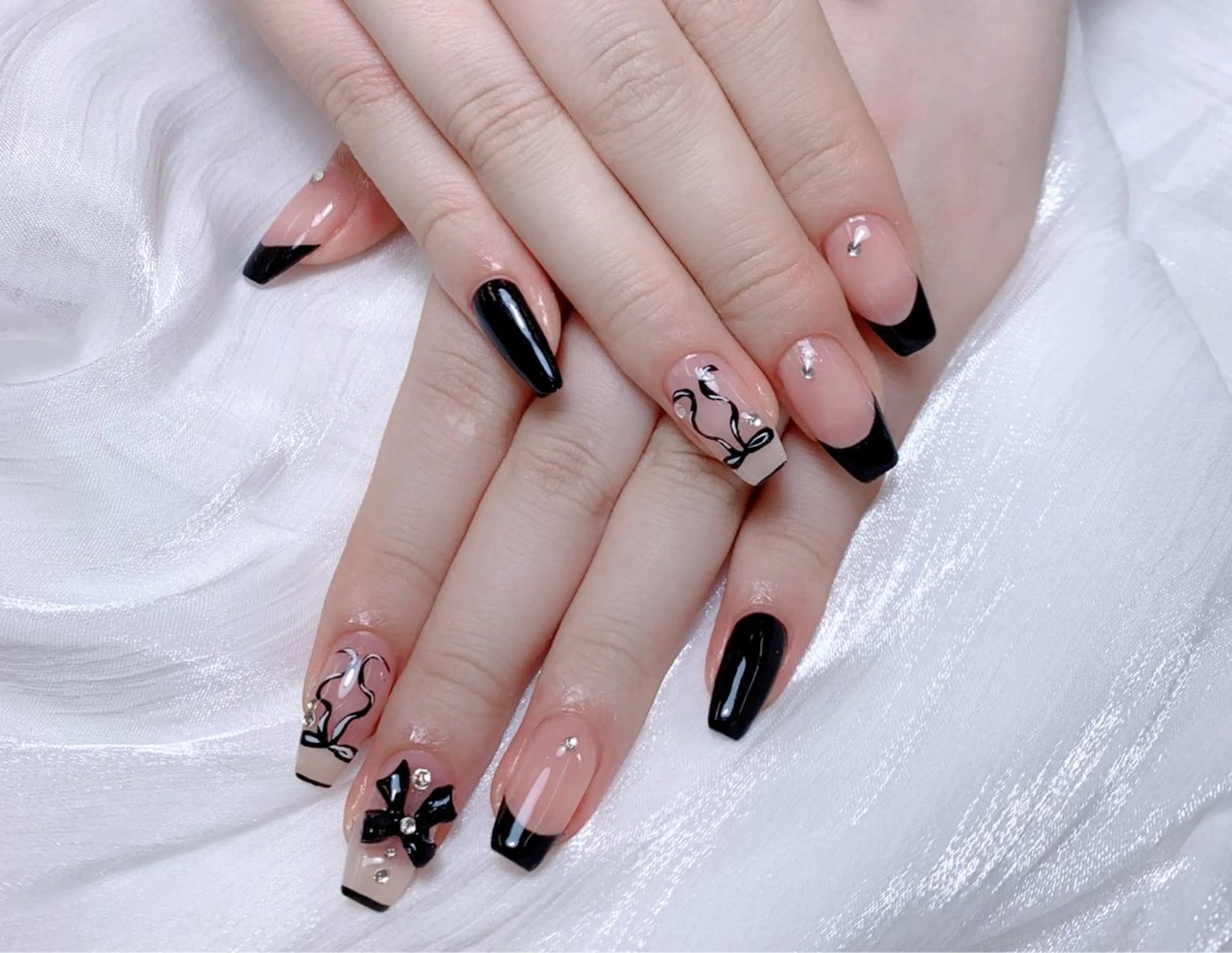 ネイル ハンドネイル M🌷nail 長さだし専門店のネイルデザイン