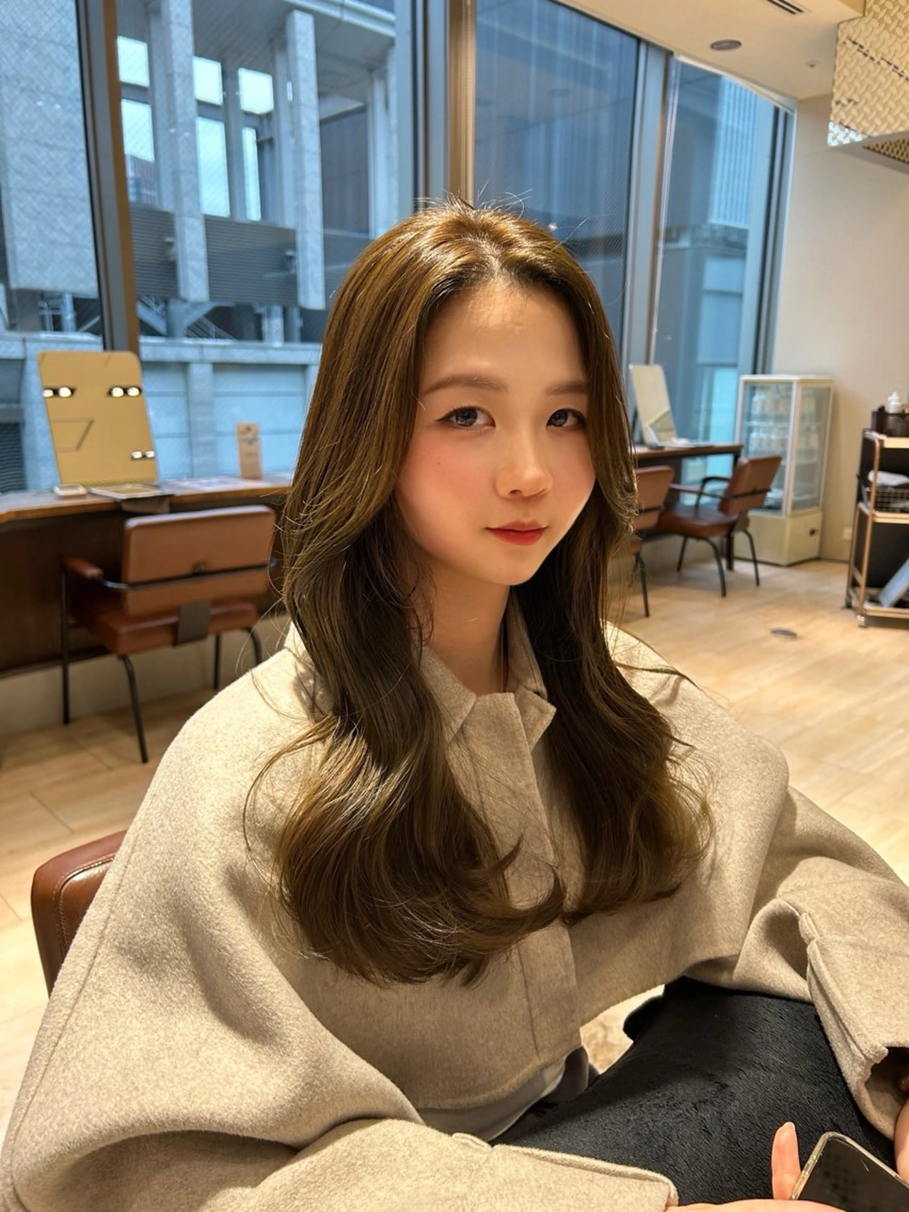 ロング 🎀大竹美侑／顔まわ りカット／レイヤーのヘアスタイル