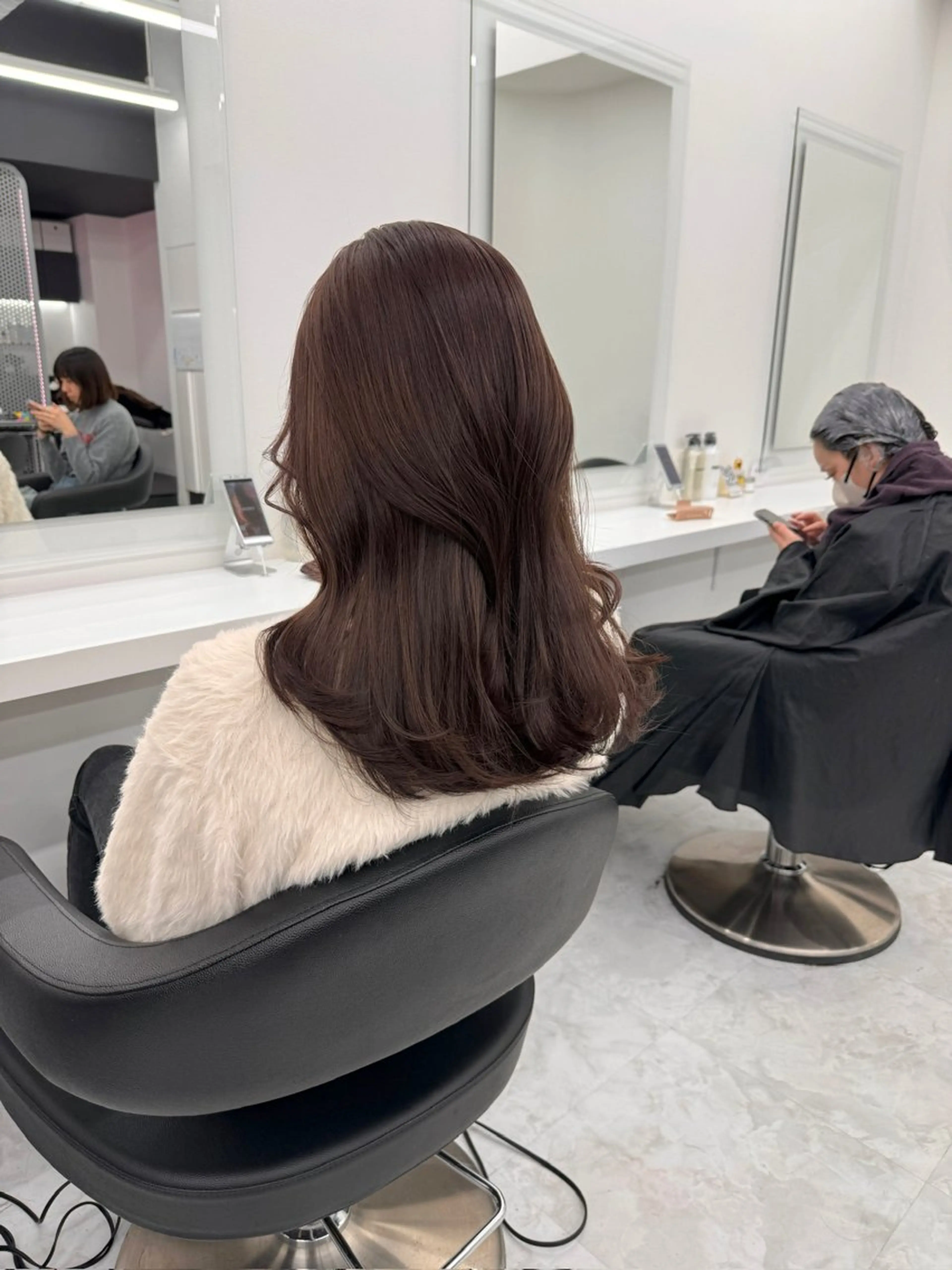 セミロング カラー カット ヘアカラー ヘッドスパ ヘアセット 💖透明感カラー＆暗 髪専門💖Akariのヘアスタイル