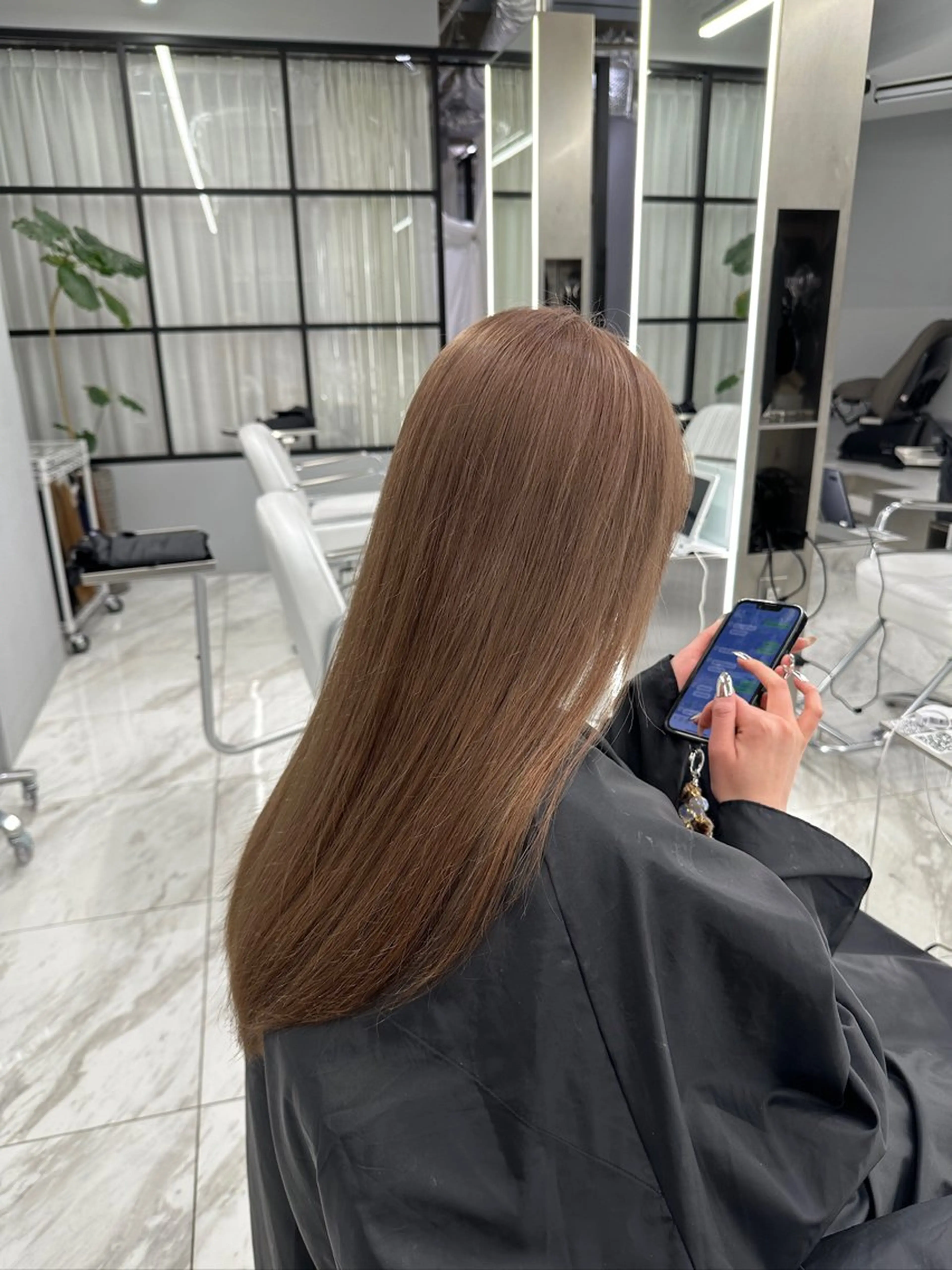 ロング カラー バレイヤージュ ブリーチ ケアブリーチ ダブルカラー ハイライトカラー 新宿ケアブリーチ 稲垣颯太のヘアスタイル