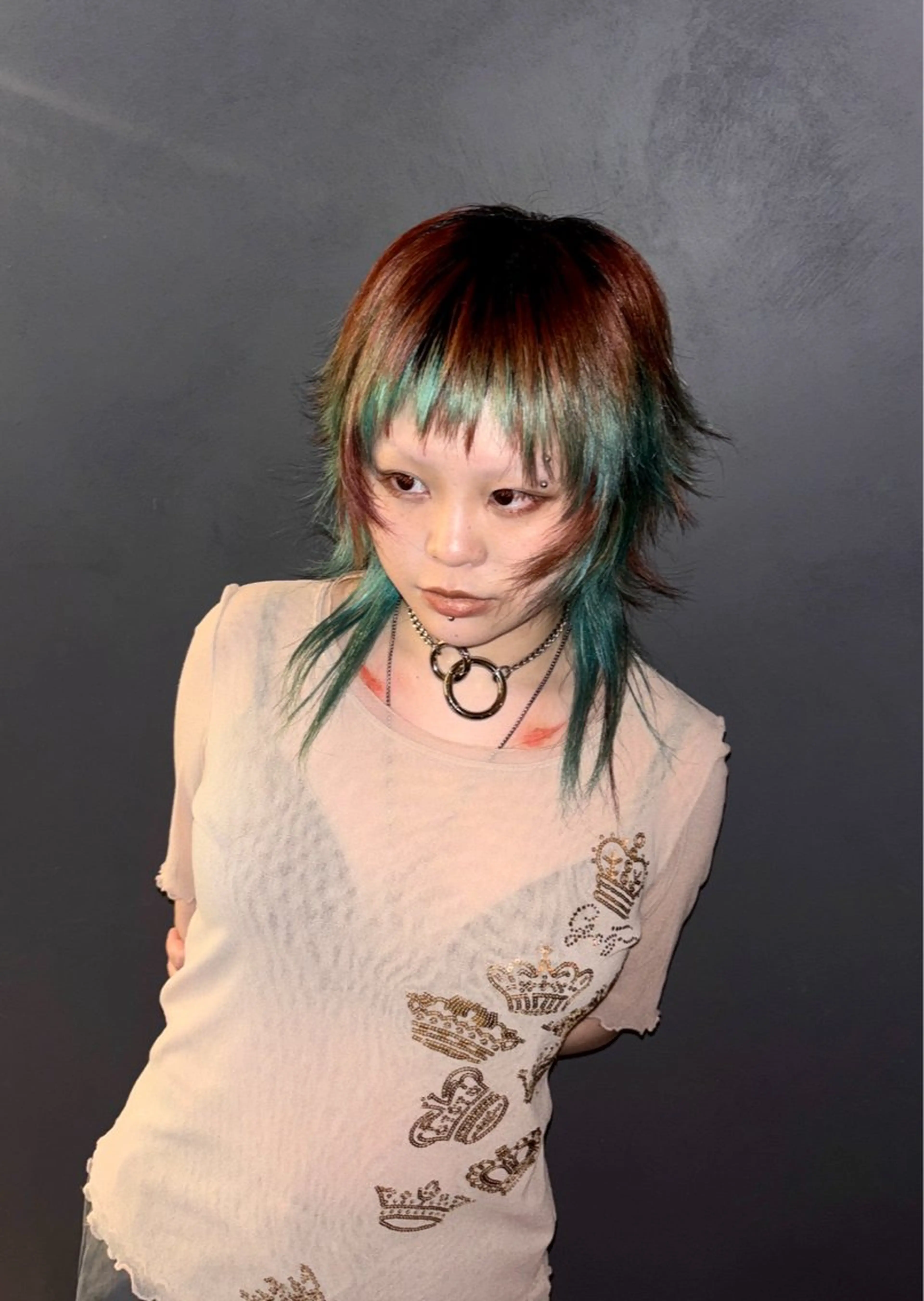 ミディアム カラー ノボリ モネ ／ Lomaliaのヘアスタイル