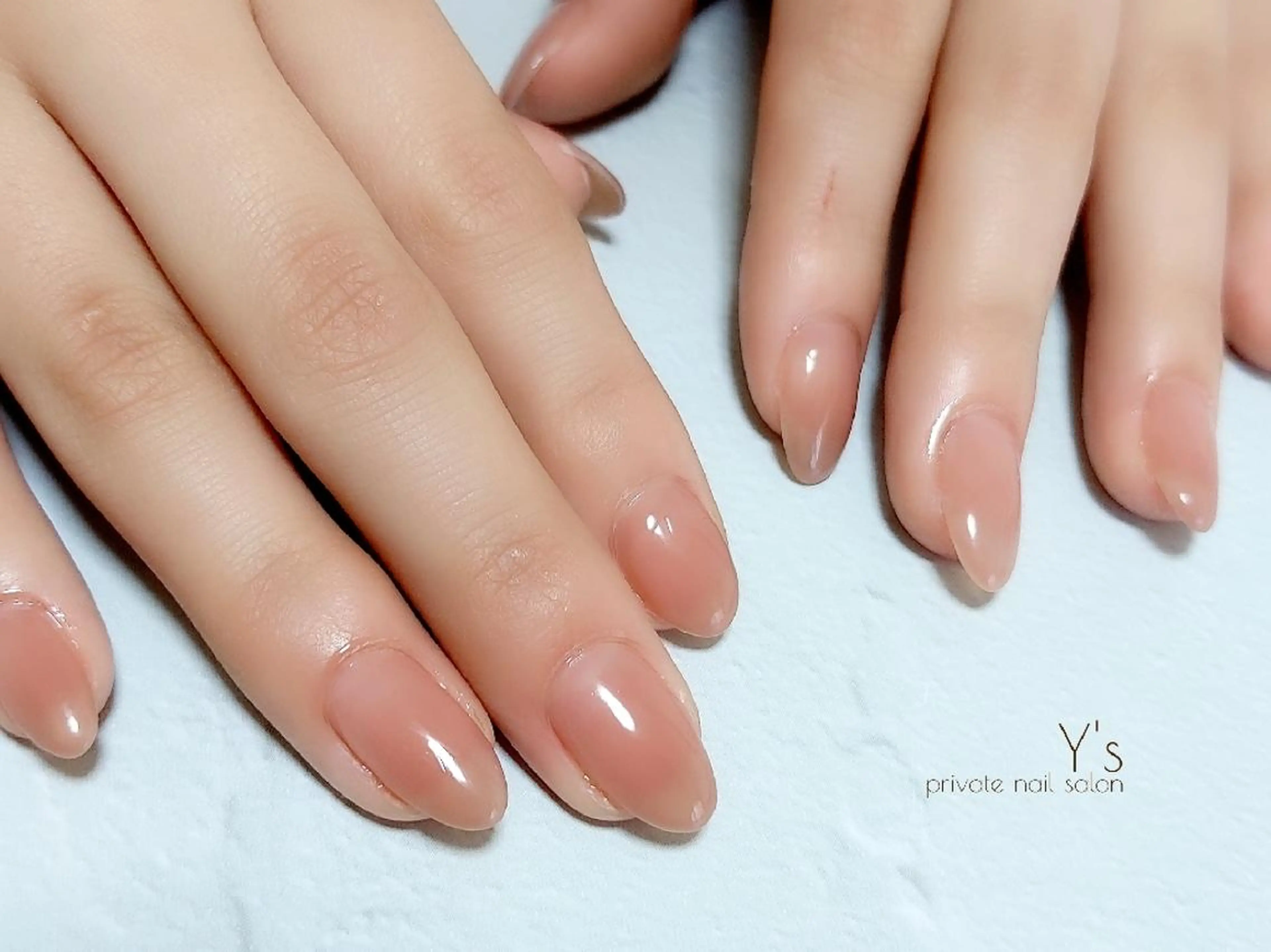 ネイル ハンドネイル YUMI NAGAI  のネイルデザイン