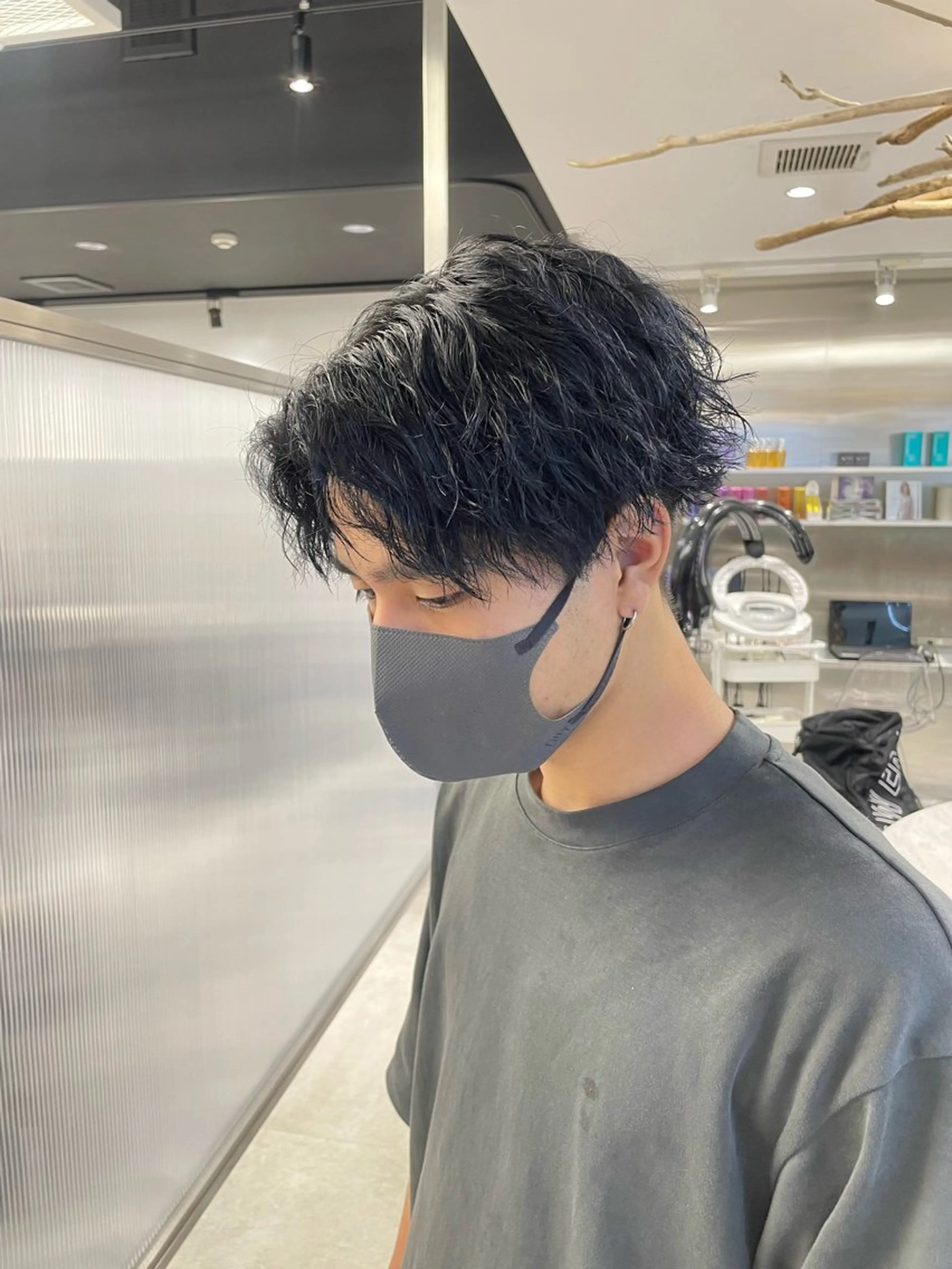 ショート パーマ メンズ メンズメッシュ メンズパーマ メンズツイストパーマ 波巻きパーマ スパイラルパーマ カット パーマ カラーモデル⚡️ REONのヘアスタイル