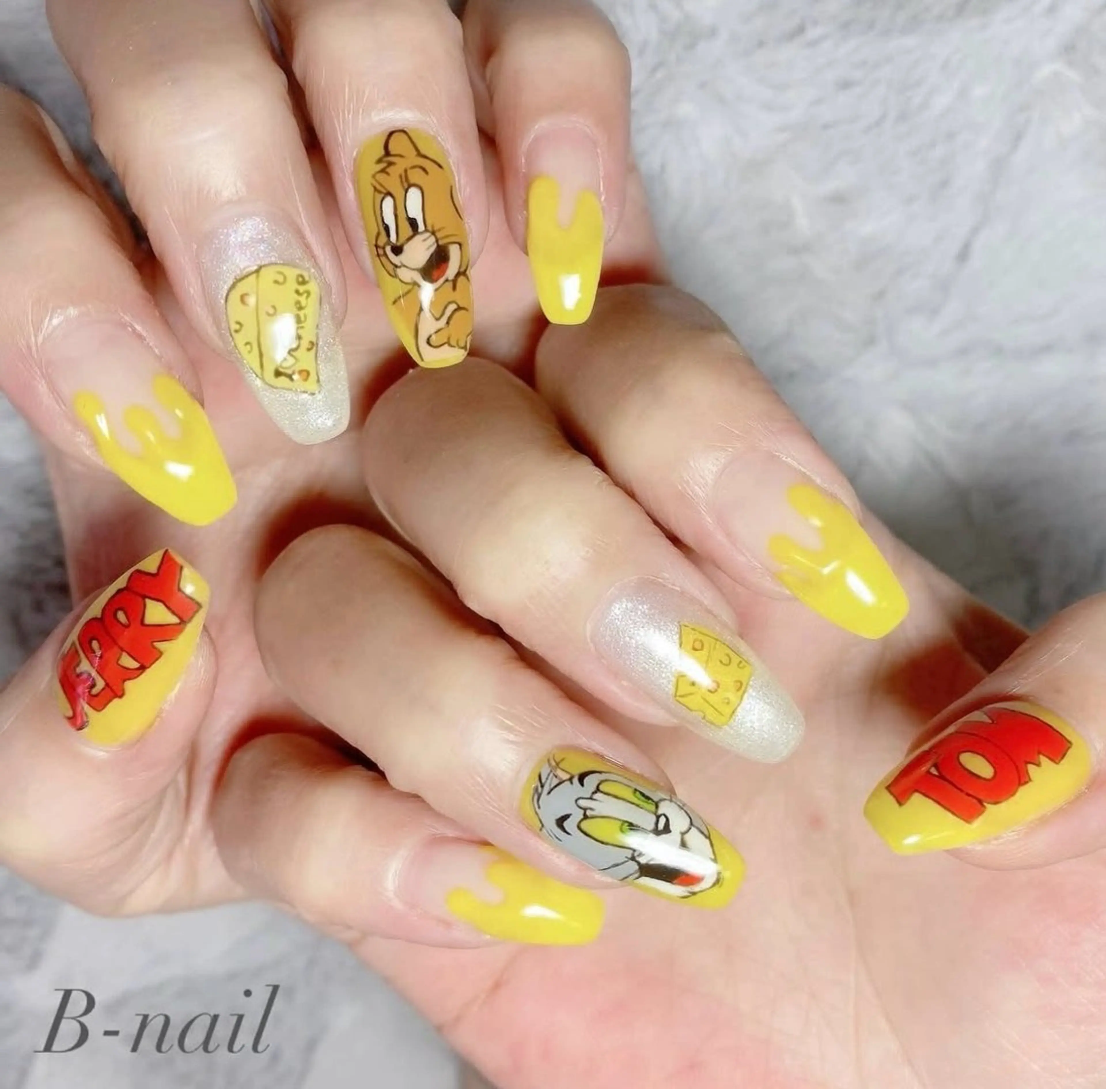 ネイル ハンドネイル B- nailのネイルデザイン