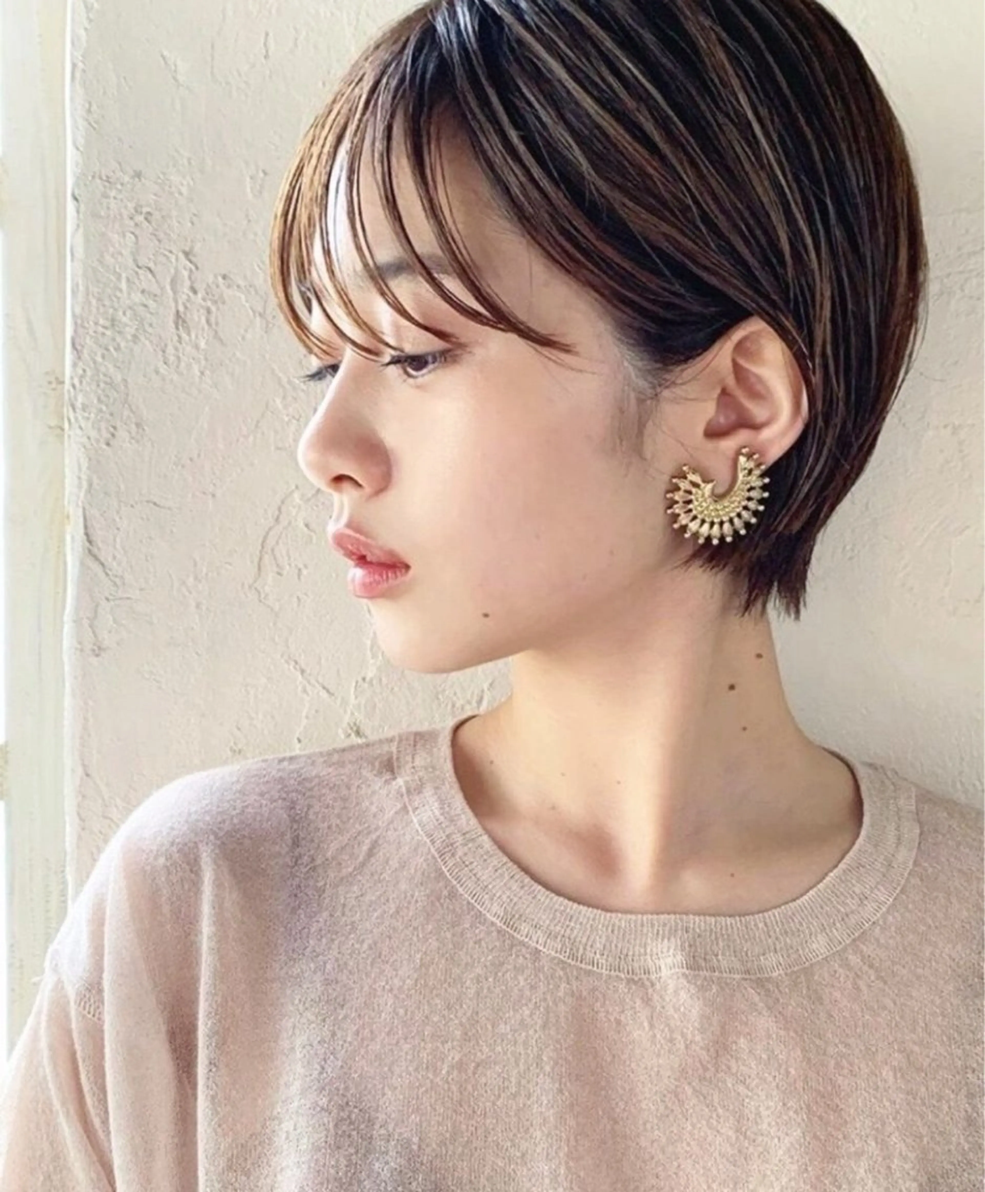 ショート 小森田　果怜 縮毛矯正、カラーのヘアスタイル