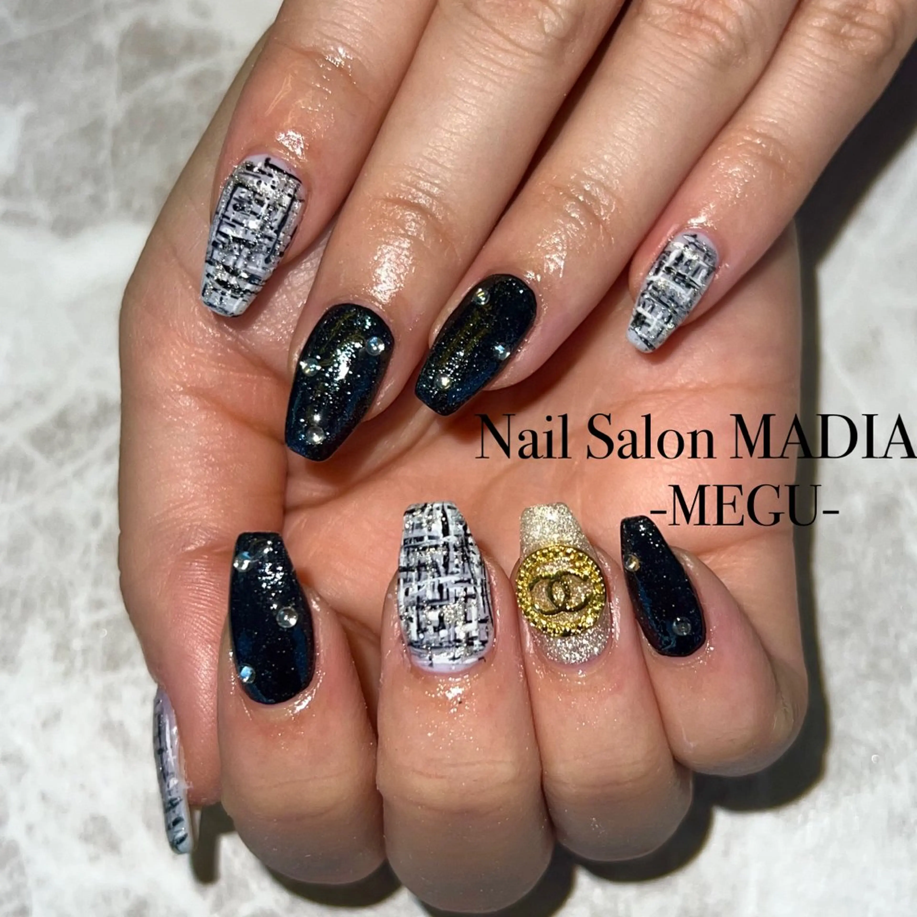 ネイル MADIA藤沢所属・MADIA MEGUのネイルデザイン