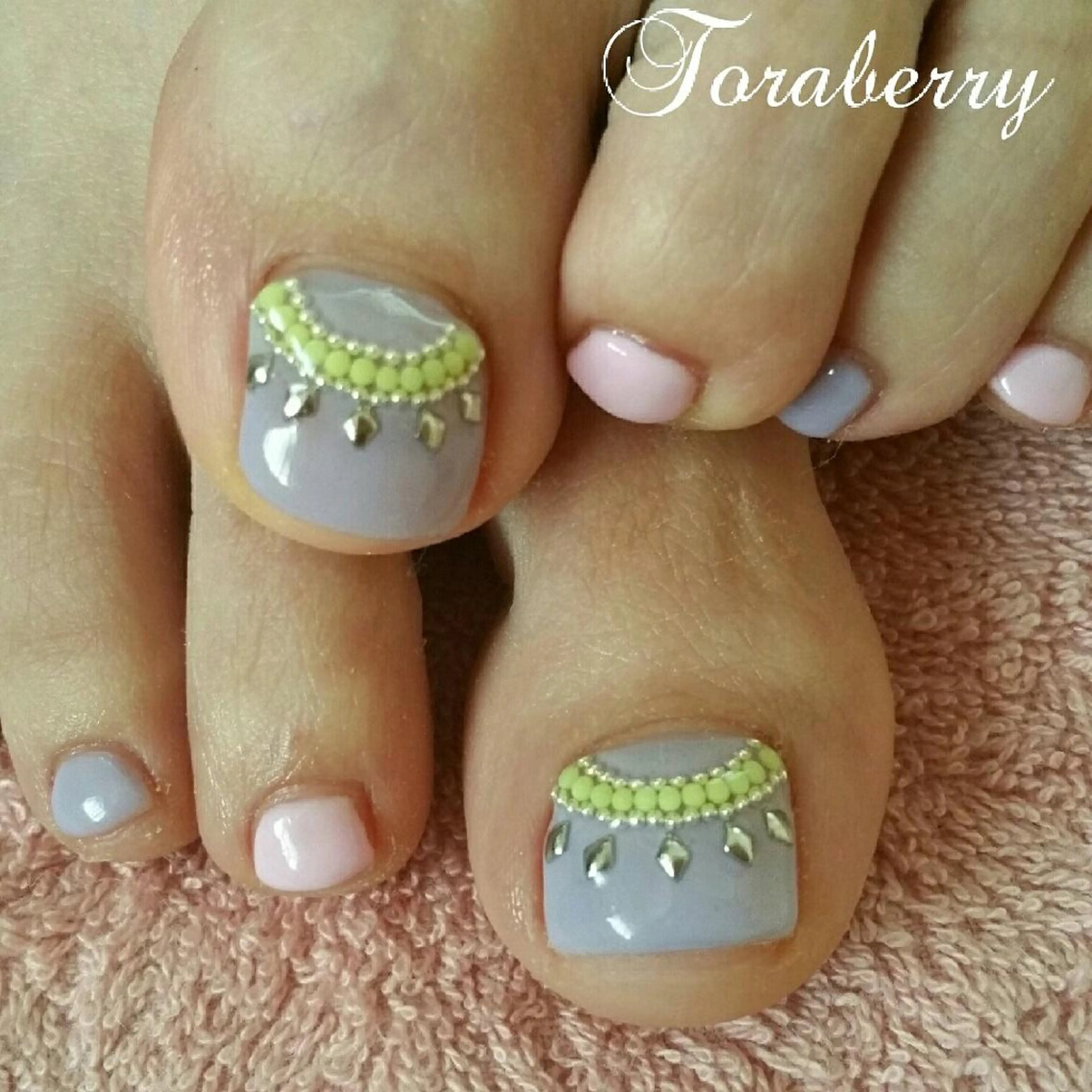 ネイル フットネイル パステルネイル シンプルネイル ネイリスト なつみのネイルデザイン