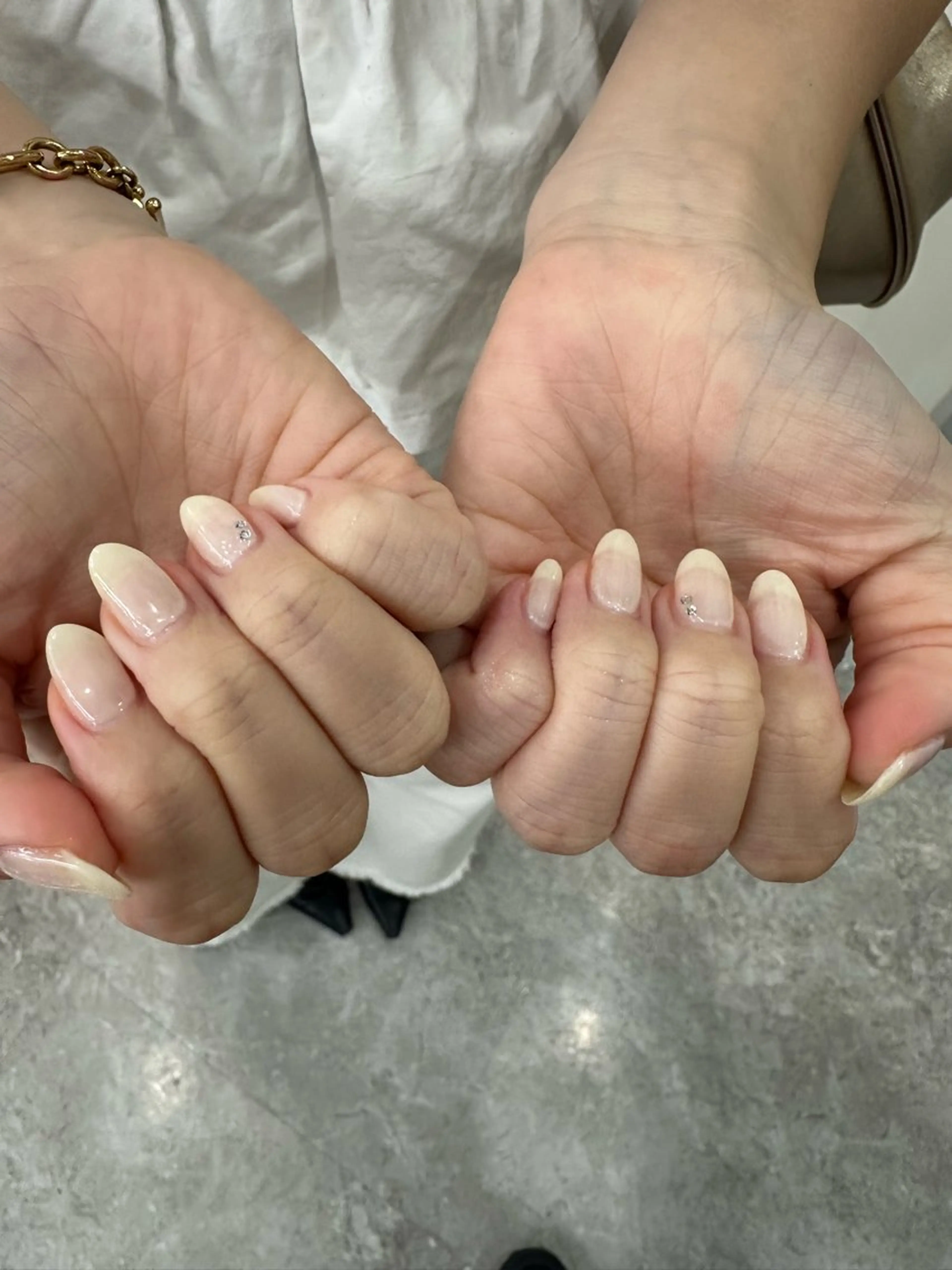 ネイル ハンドネイル 🖤🤍石川 アイリ🤍🖤のヘアスタイル