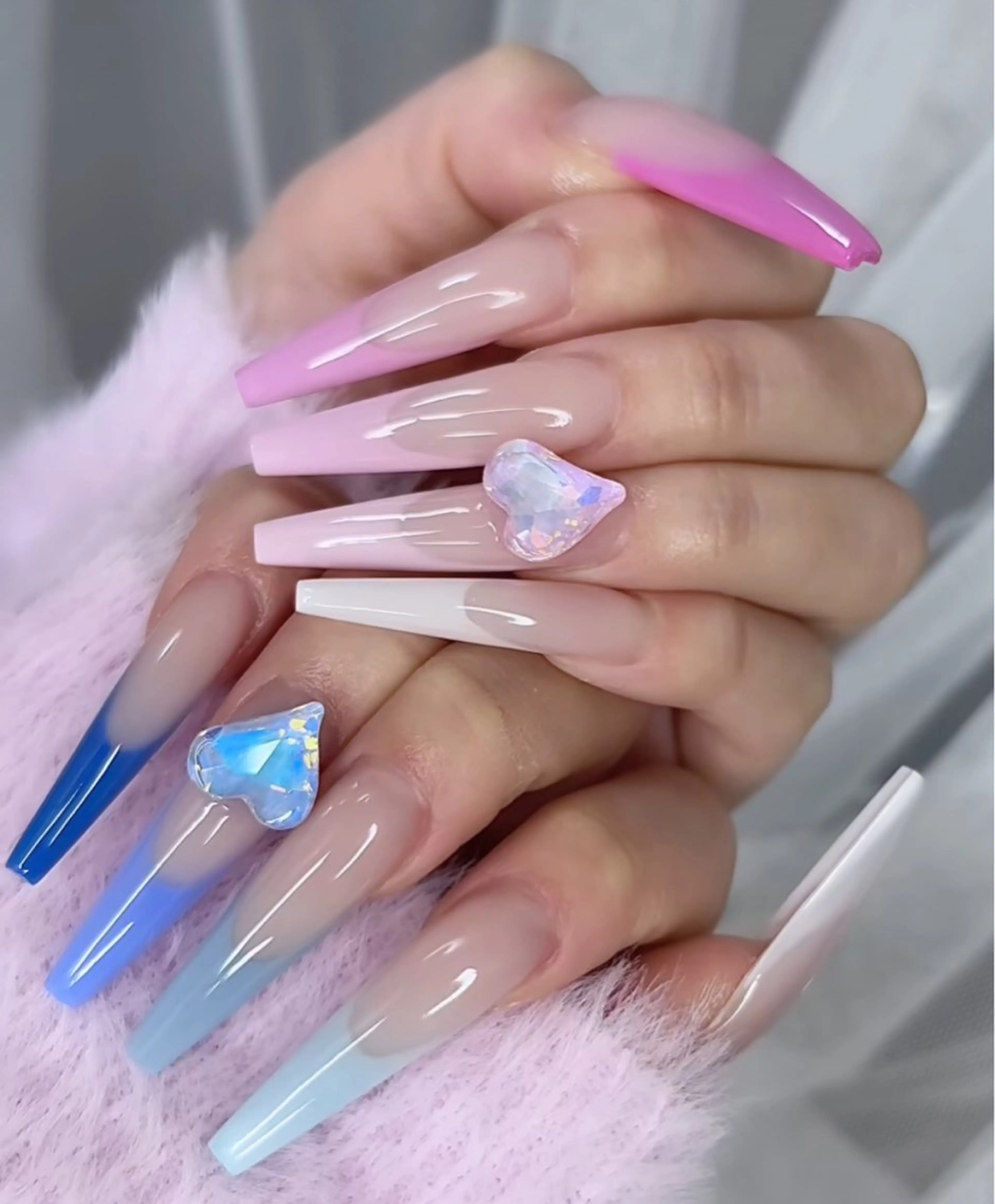 ネイル アートネイル 成人式 ジェルネイル ニュアンスネイル 夏ネイル ハンドネイル H.baby Nai Salon所属・neco H.babynailのネイルデザイン