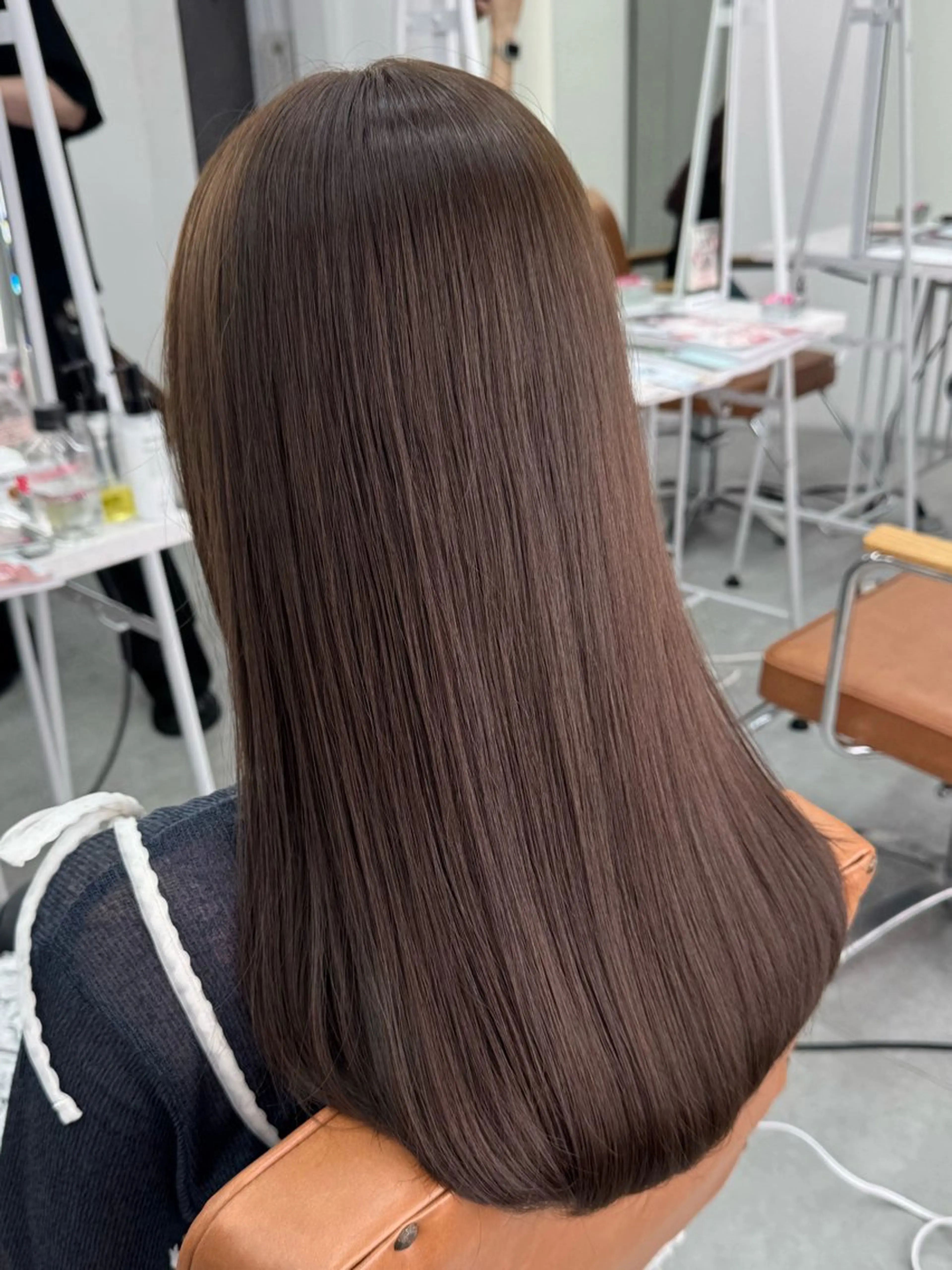 セミロング カラー ヘアアレンジ ヘアカラー ブリーチなしカラー /ベージュ/安形翔のヘアスタイル