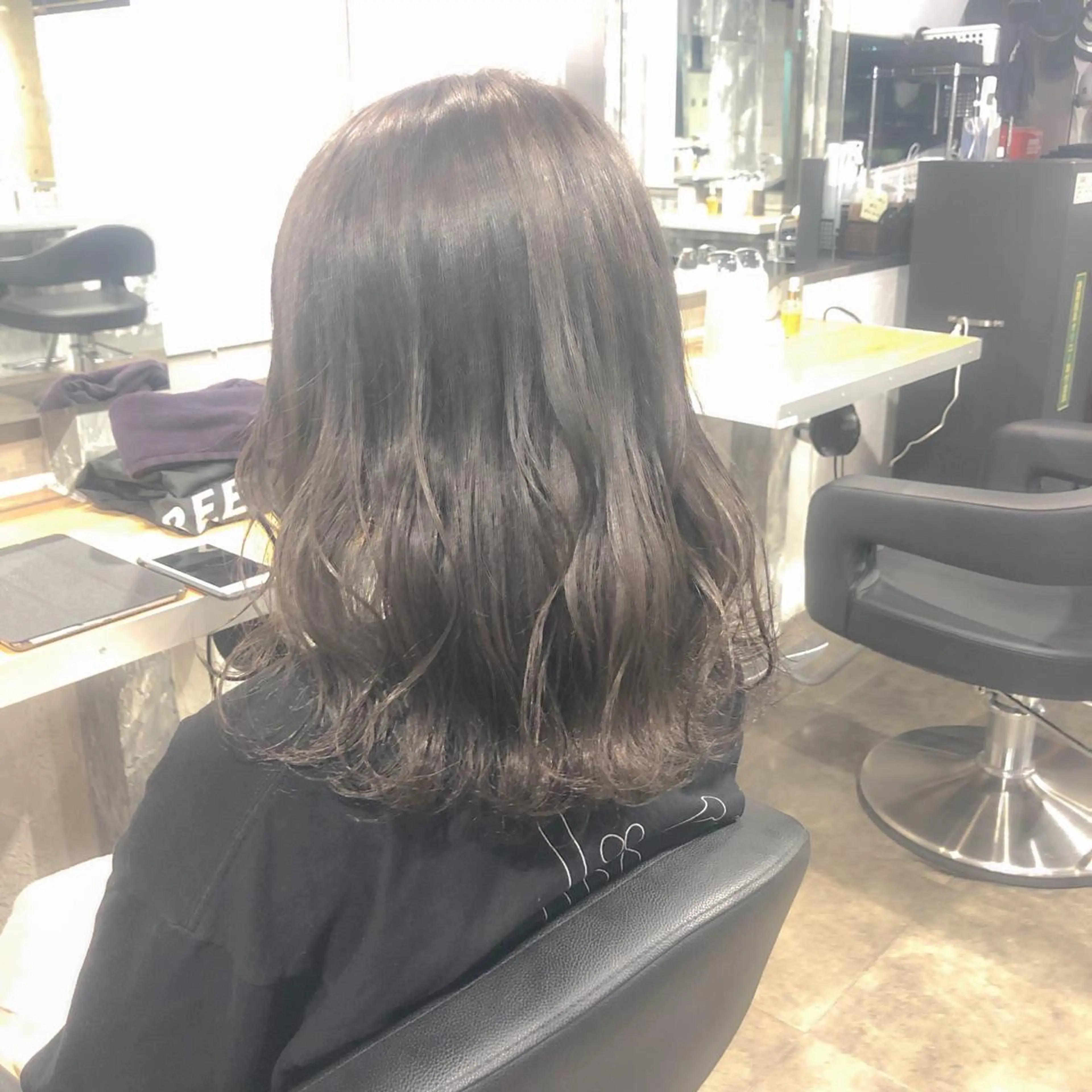 ミディアム カラー カット ヘアカラー パーマ ヘアセット 🔷似合わせのプロ KUMA🔷のヘアスタイル