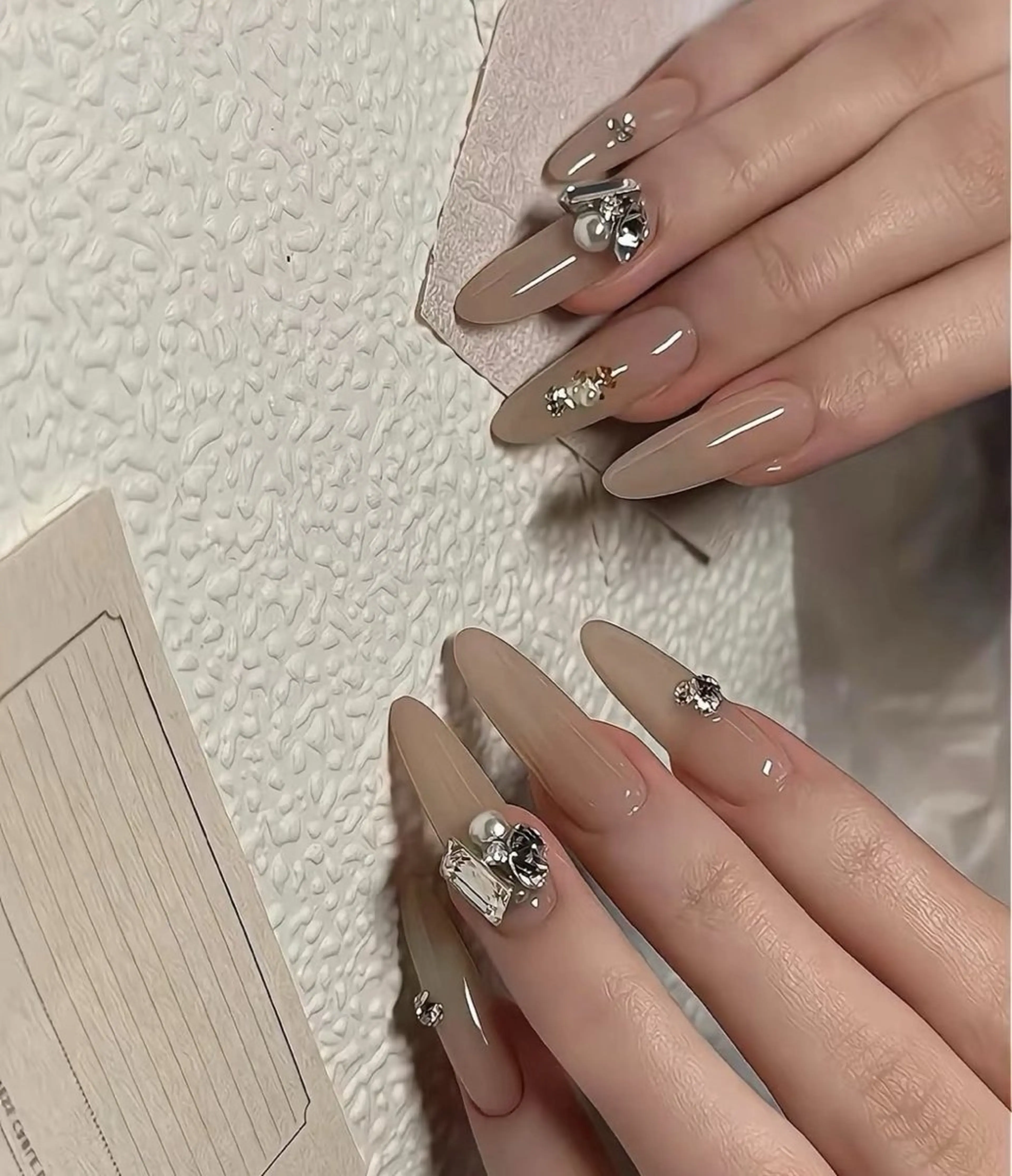 ネイル アートネイル 桜ネイル フレンチネイル ガラスフレンチ グラデーション ミナ🌈 Laule'aのネイルデザイン