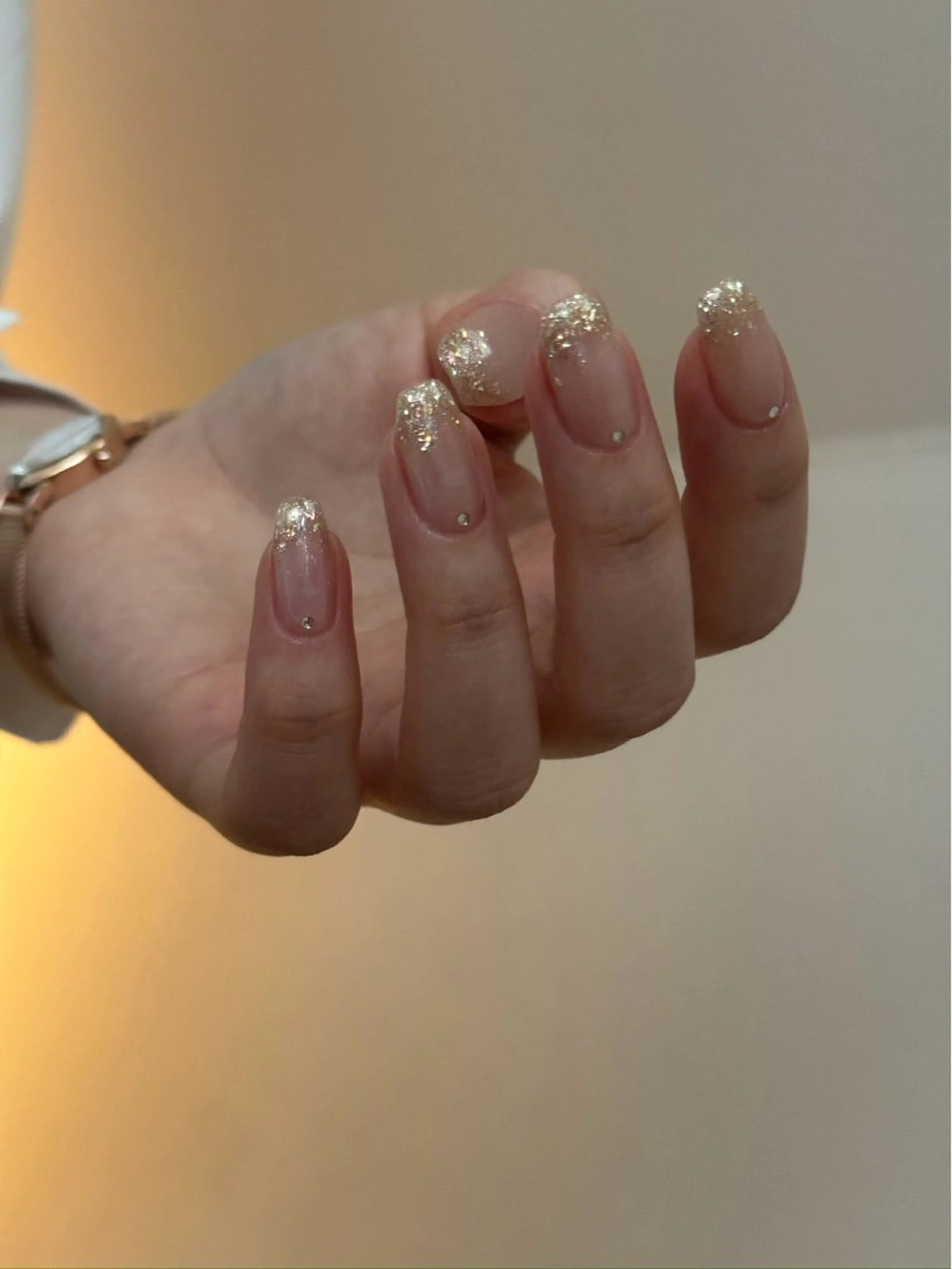 ネイル グラデーション ラメ(グリッター) ラメグラデーション ミラーネイル ニュアンスネイル ハンドネイル lacier nailのネイルデザイン