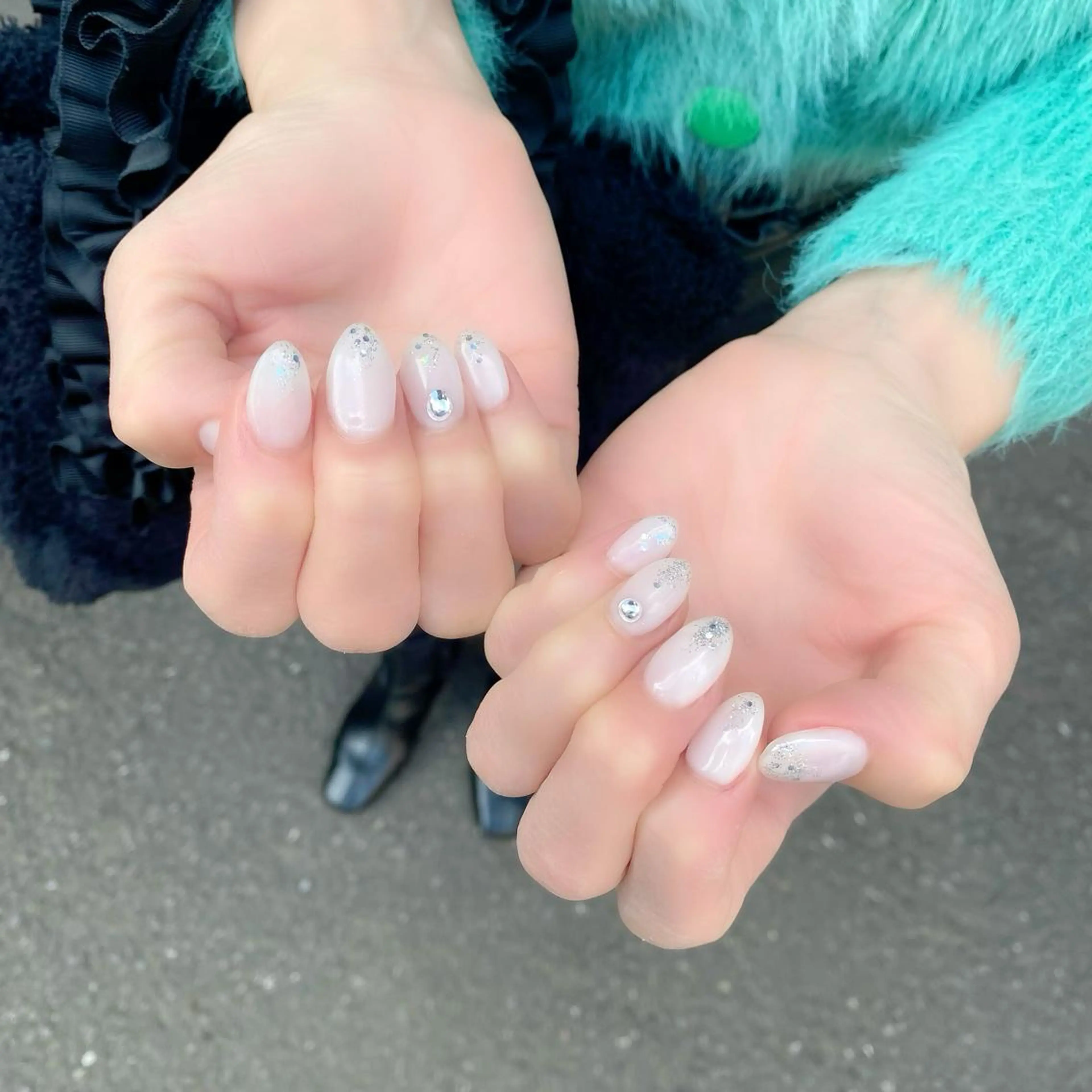 ネイル 春ネイル ホワイト ハンドネイル Salon Kのネイルデザイン