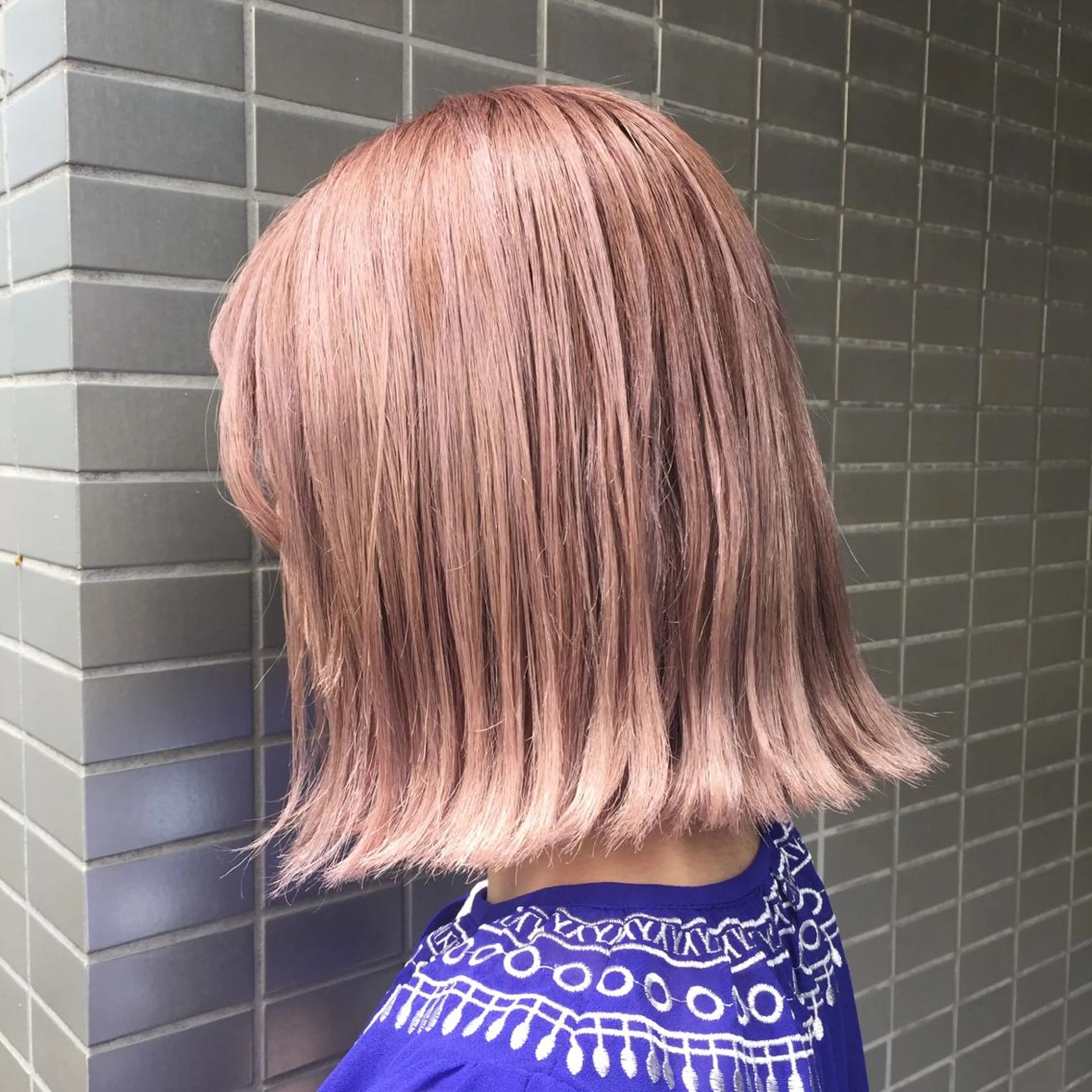 ミディアム カラー ブリーチ ピンクカラー yuki🌼 Hip's decoのヘアスタイル