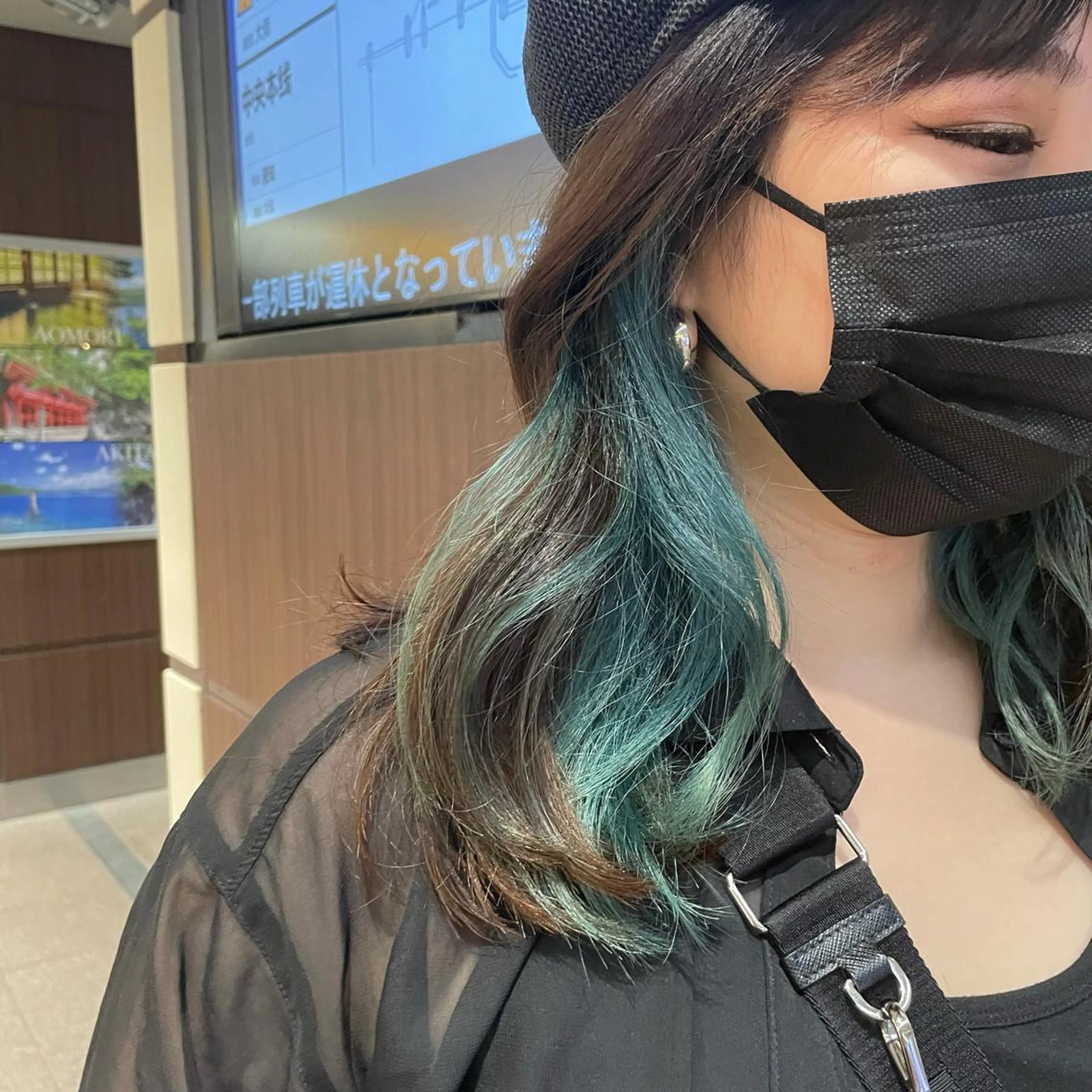 ミディアム ヘアカラー 安原 亜弥🕊🕊のマツエク・マツパデザイン