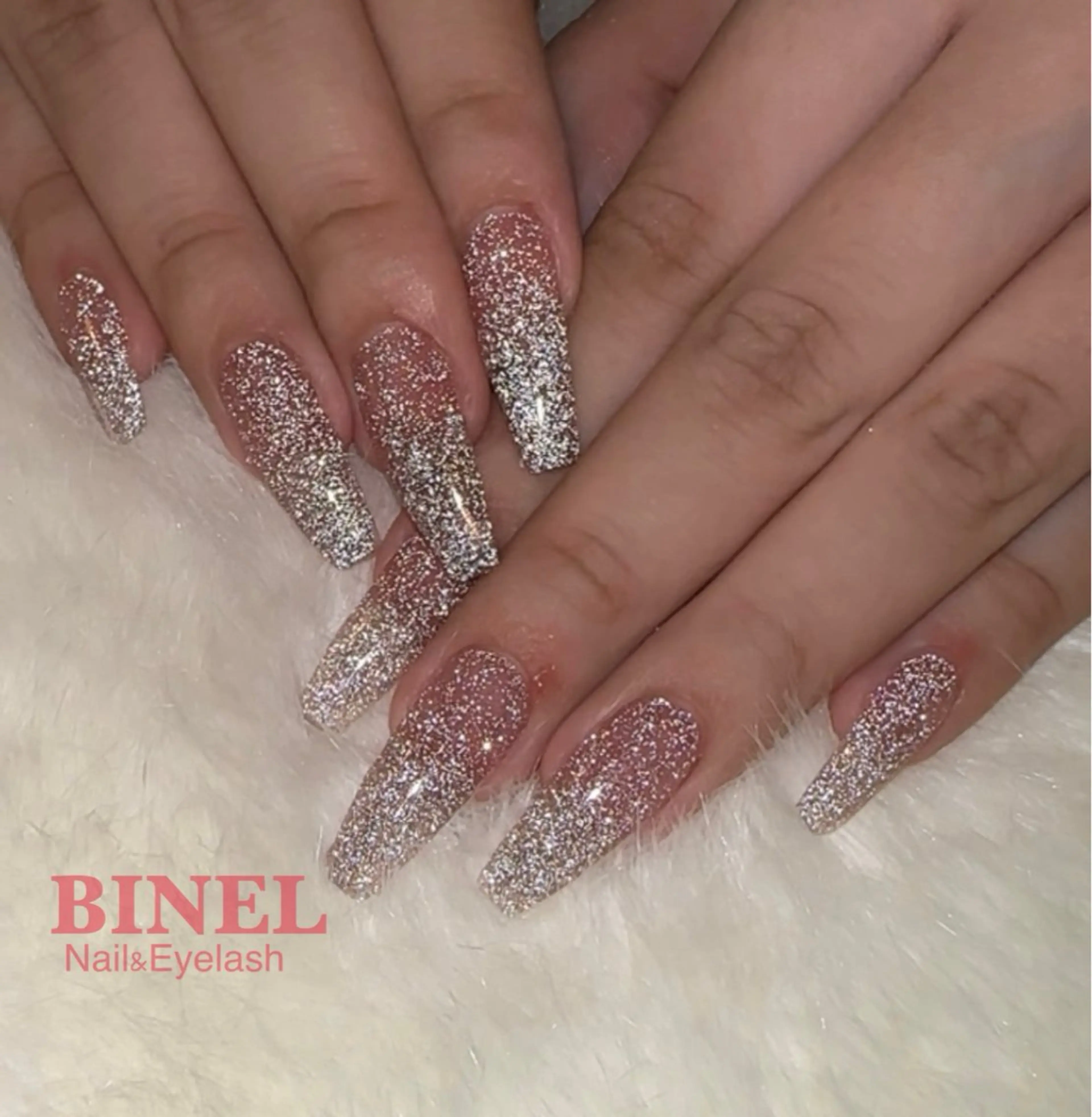 ネイル フラッシュネイル ハンドネイル BINEL REINAのネイルデザイン