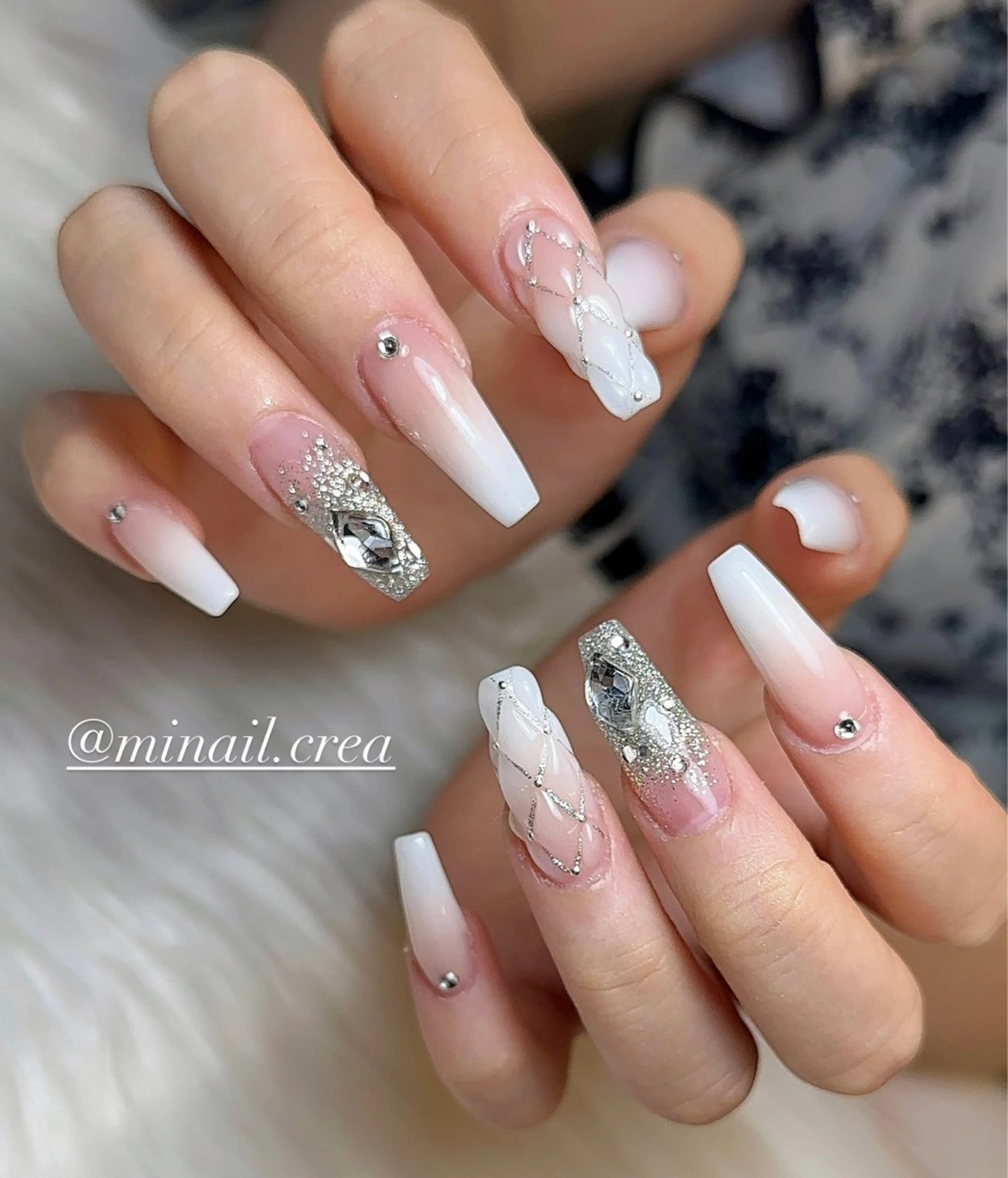ネイル グラデーション キラキラネイル ロングネイル スカルプネイル ハンドネイル CRéA　-private nailsalon-所属・CReA nailのネイルデザイン