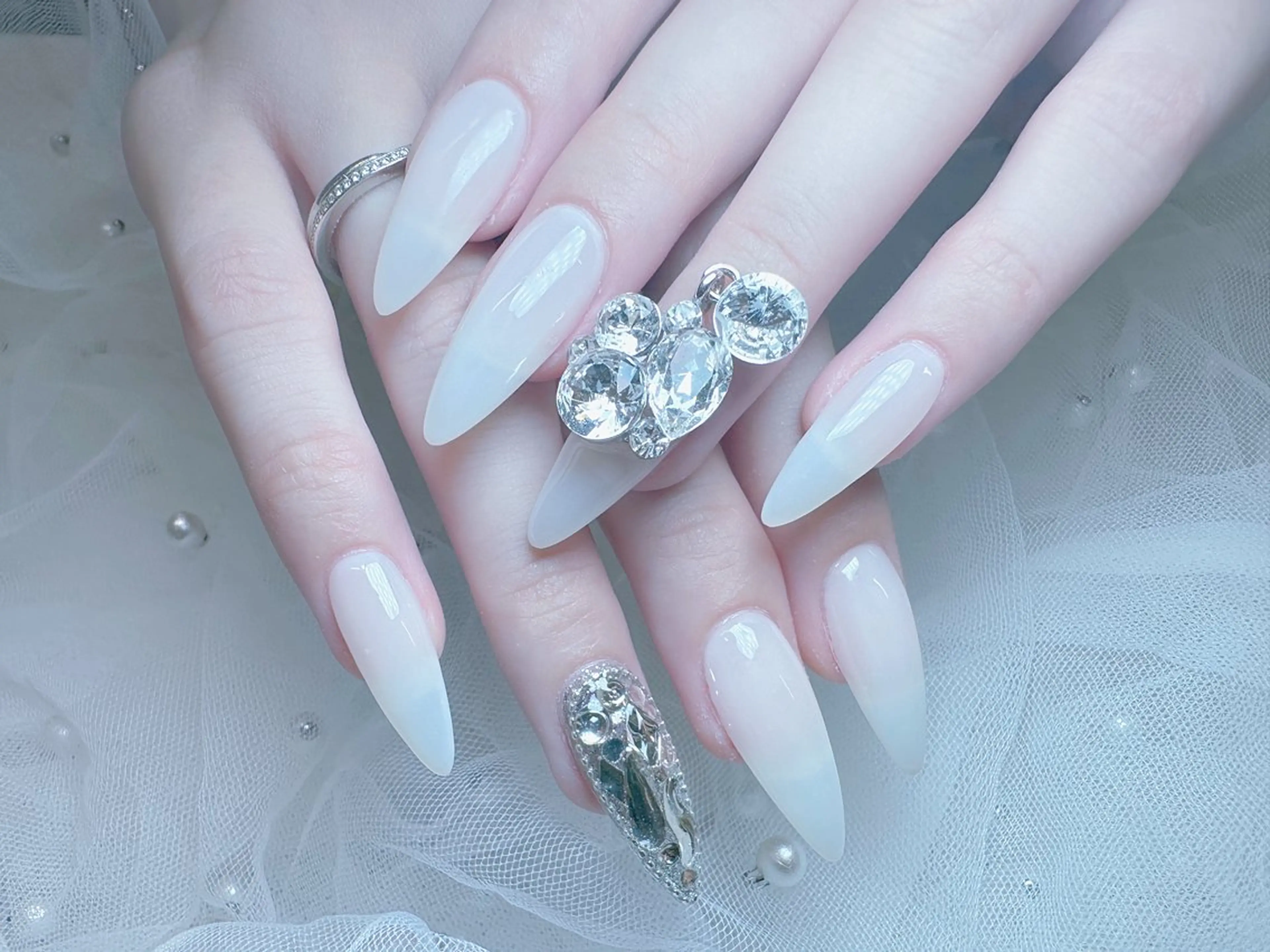 ネイル ハンドネイル ハンドケア Moci Nail Salonのネイルデザイン