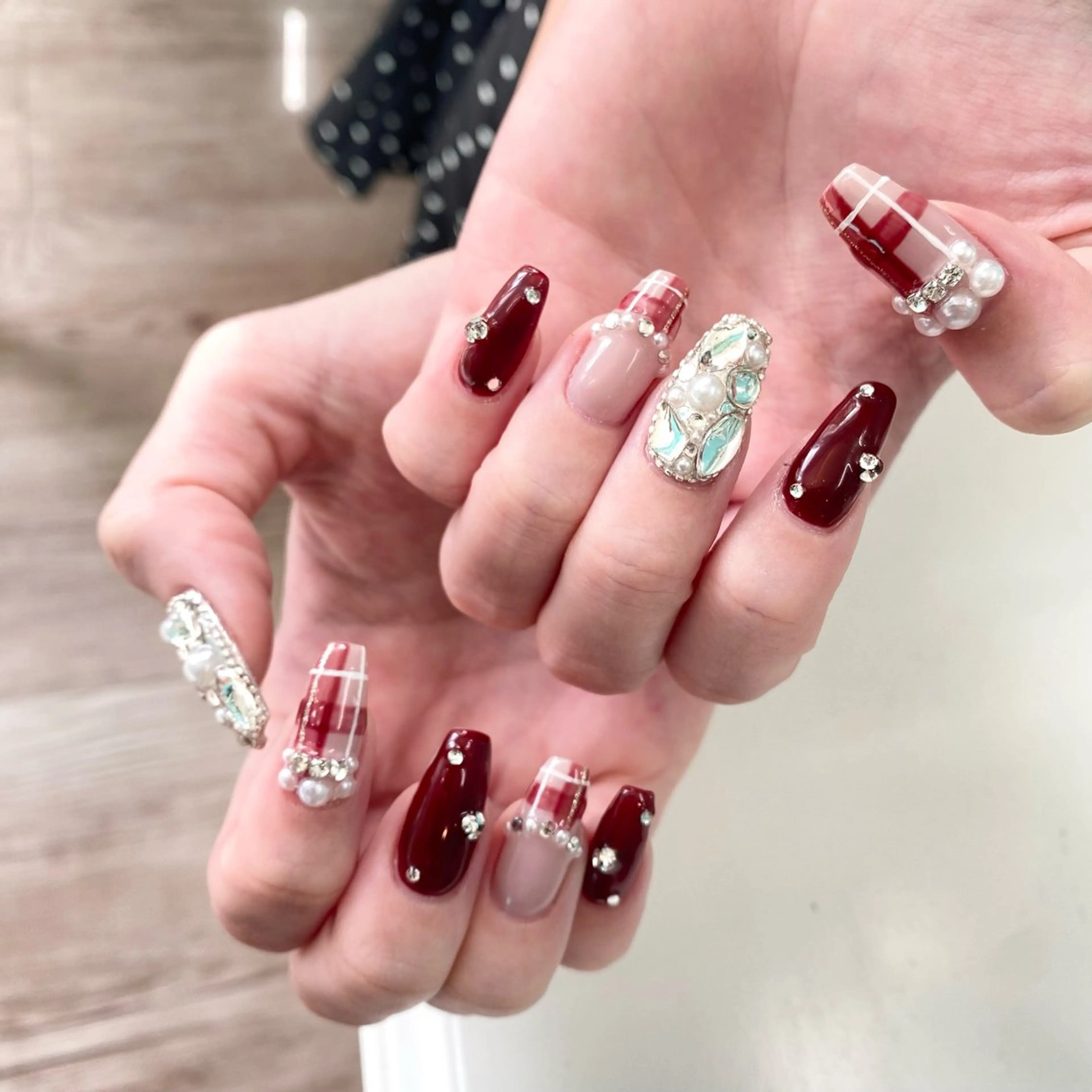 ネイル ハンドネイル Kira-ra所属・Kira-ra💎 KIRARIのネイルデザイン