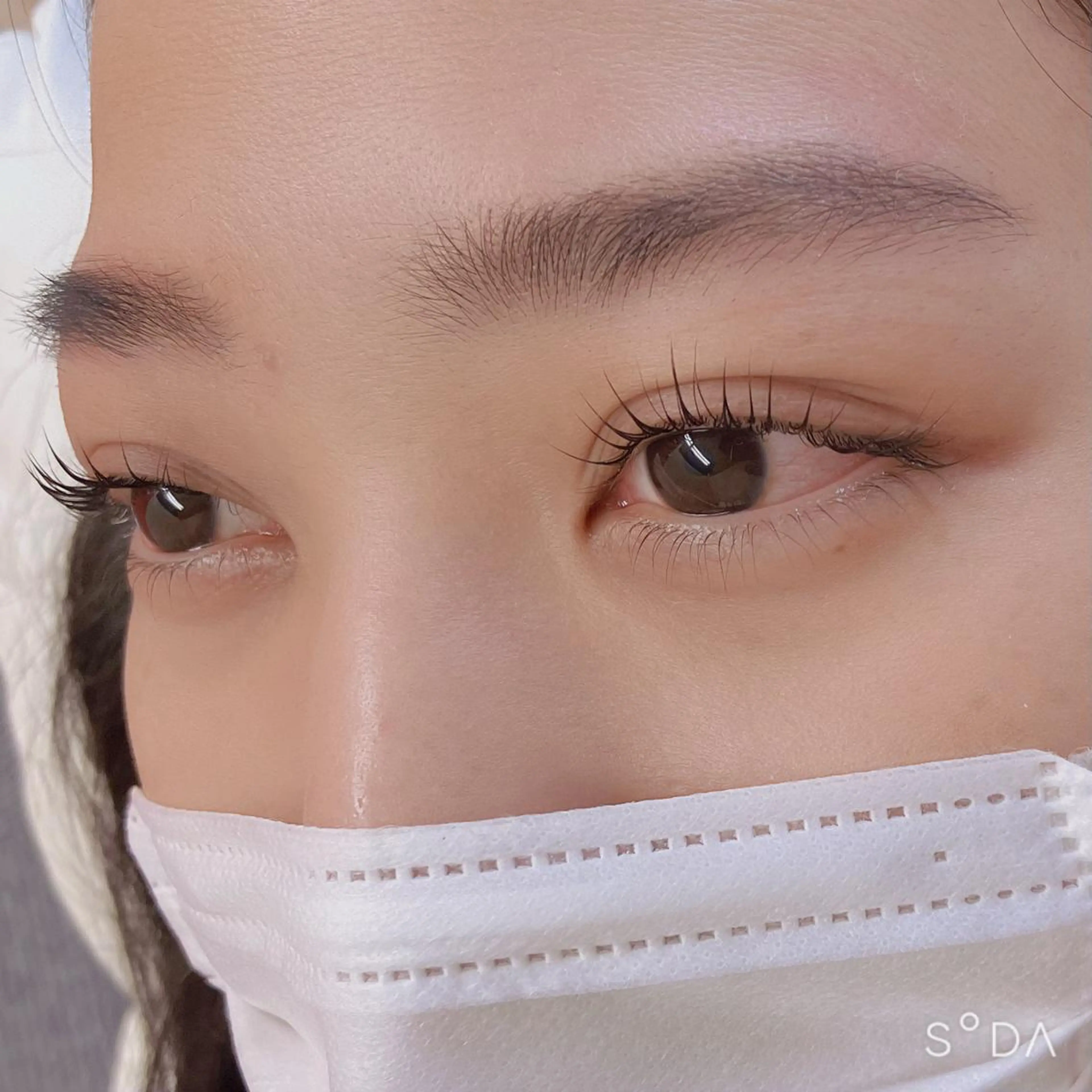 マツエク・マツパ まつげパーマ 下まつげエクステ フジ ワラの眉毛・アイブロウイメージ