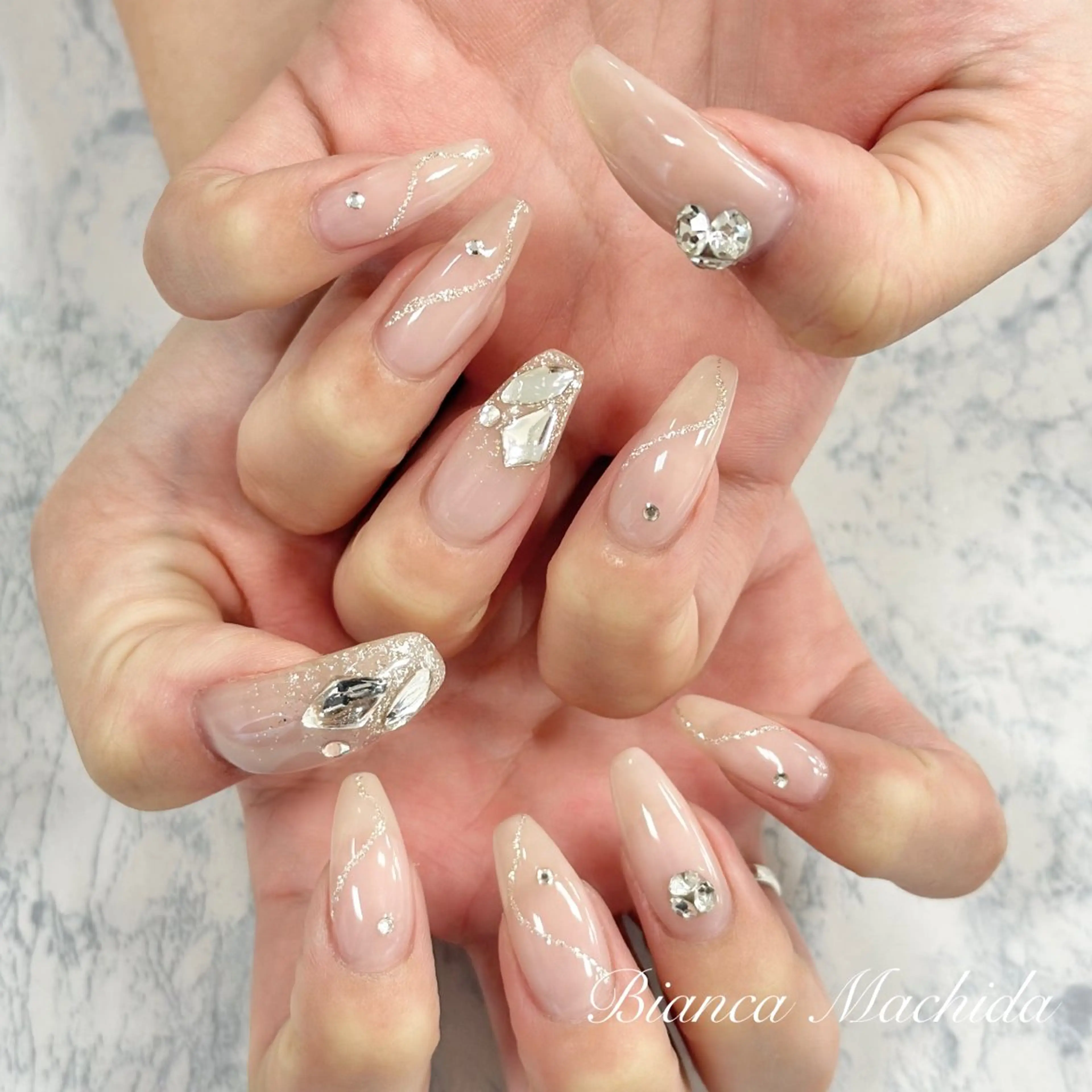 ネイル ハンドネイル Bianca👼🏻 OIKAWAのネイルデザイン