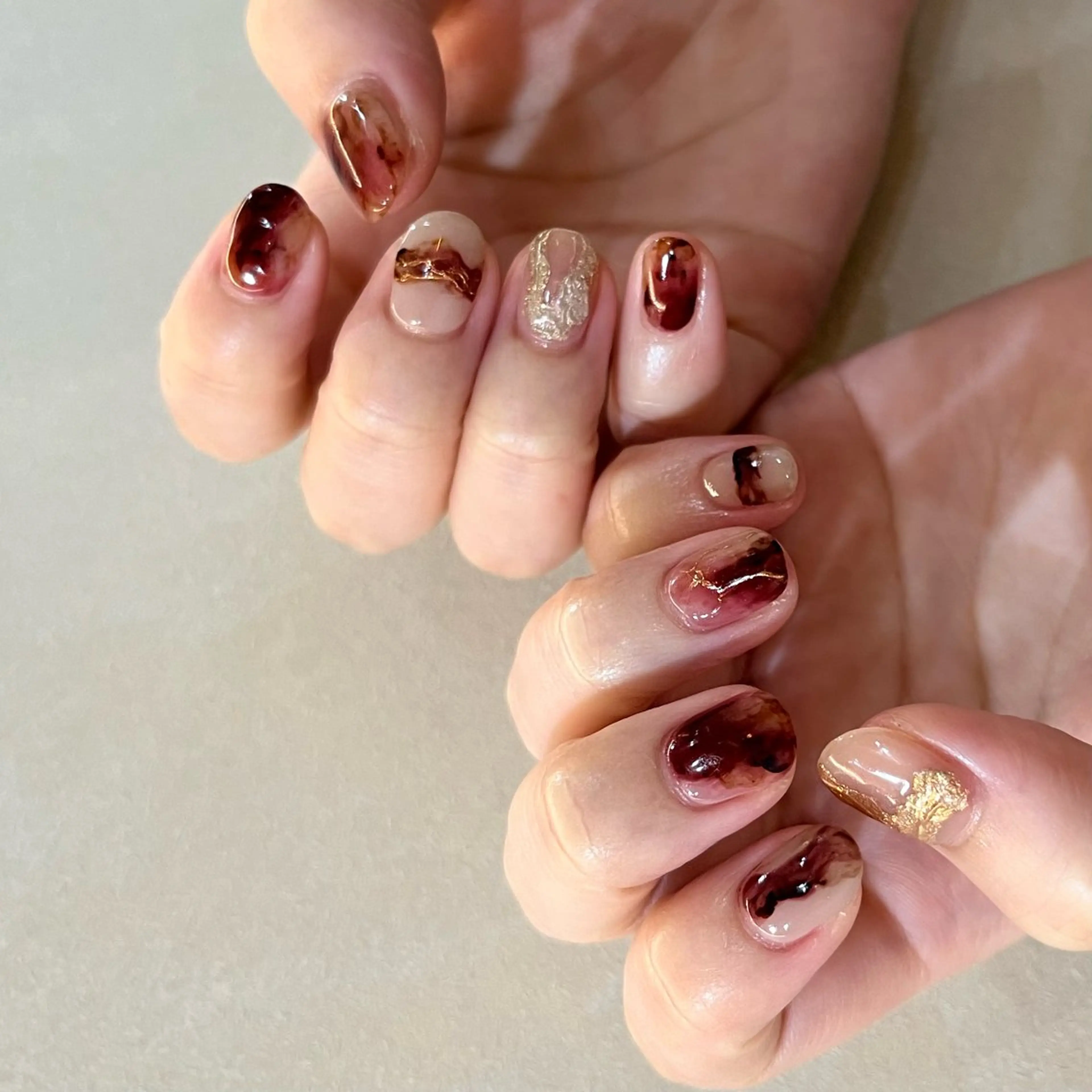 ネイル ミラーネイル shio ♡ 10月分予約受付中のネイルデザイン