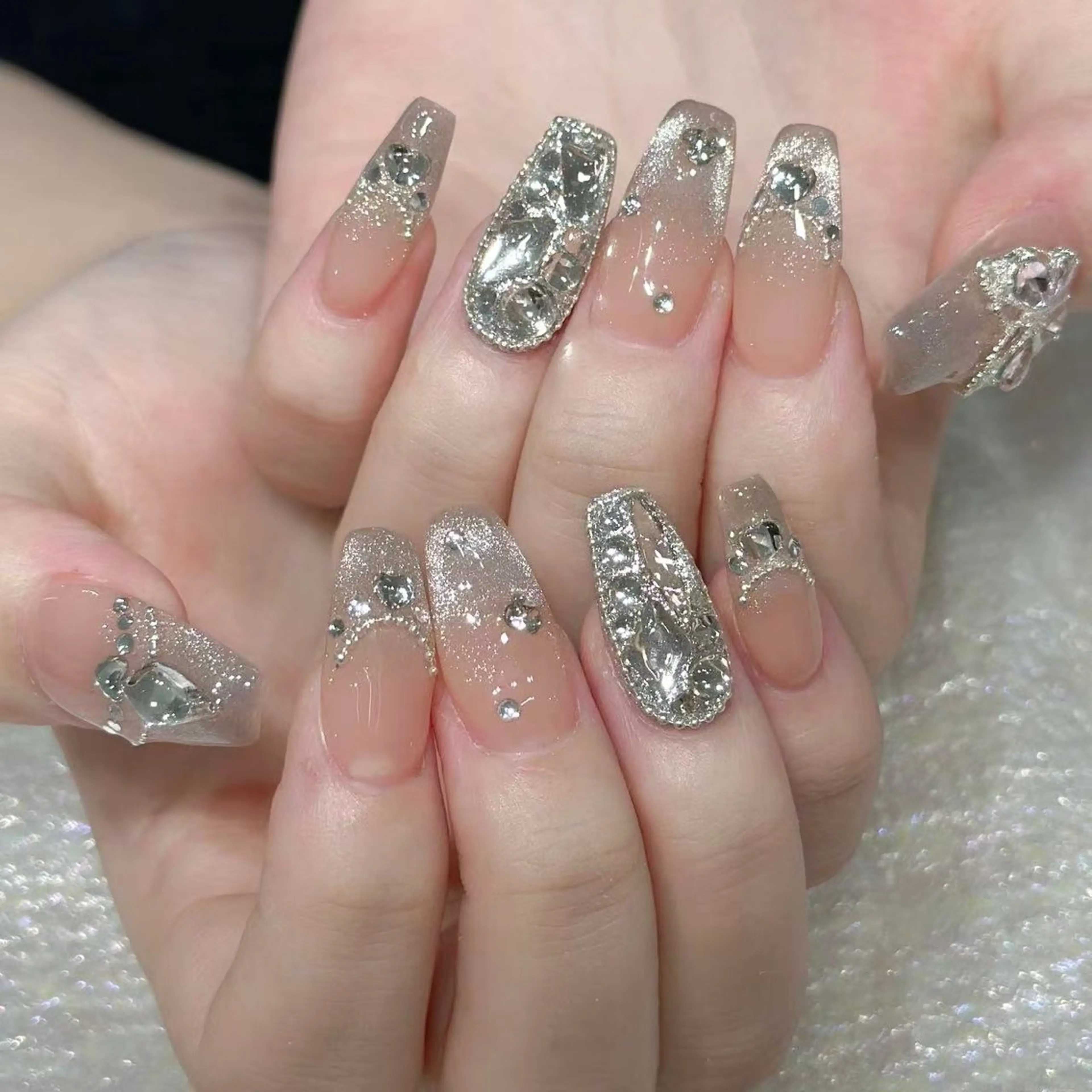 ネイル ハンドネイル Queens マオのネイルデザイン