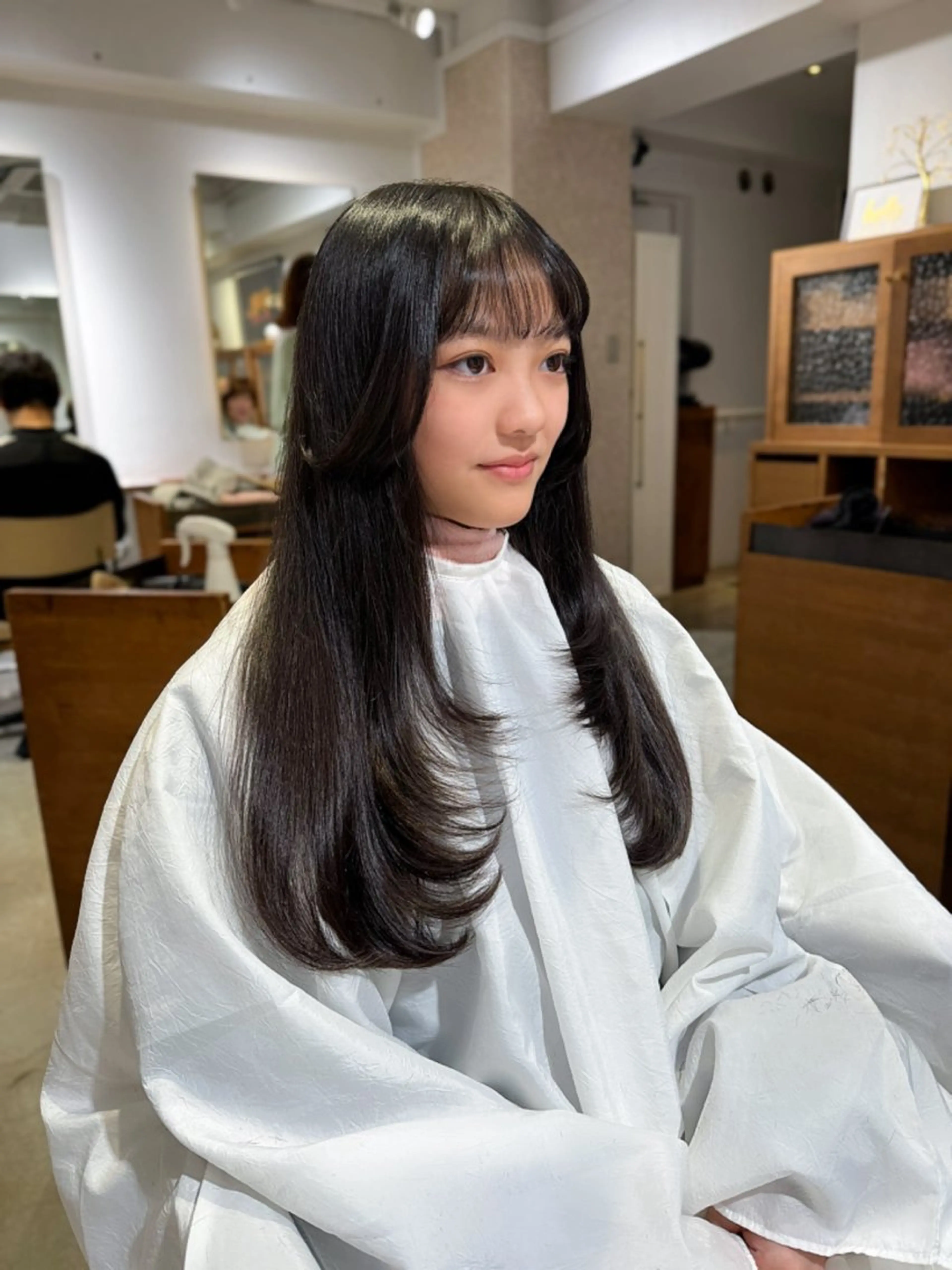 ロング レイヤーカット ナガミネアリサ/ 学芸大学/海外ヘアのヘアスタイル