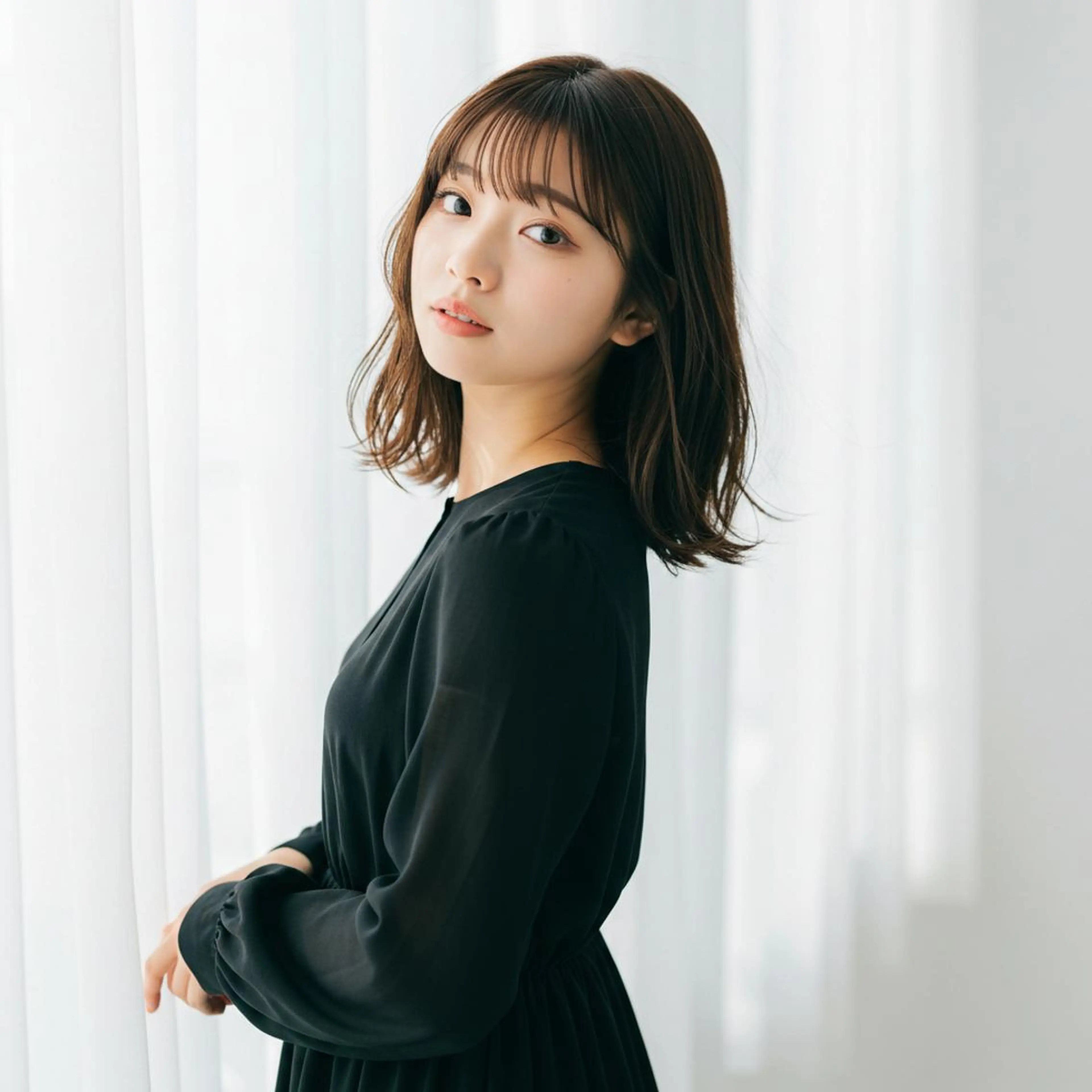 ミディアム 高堰 朱羽のヘアスタイル