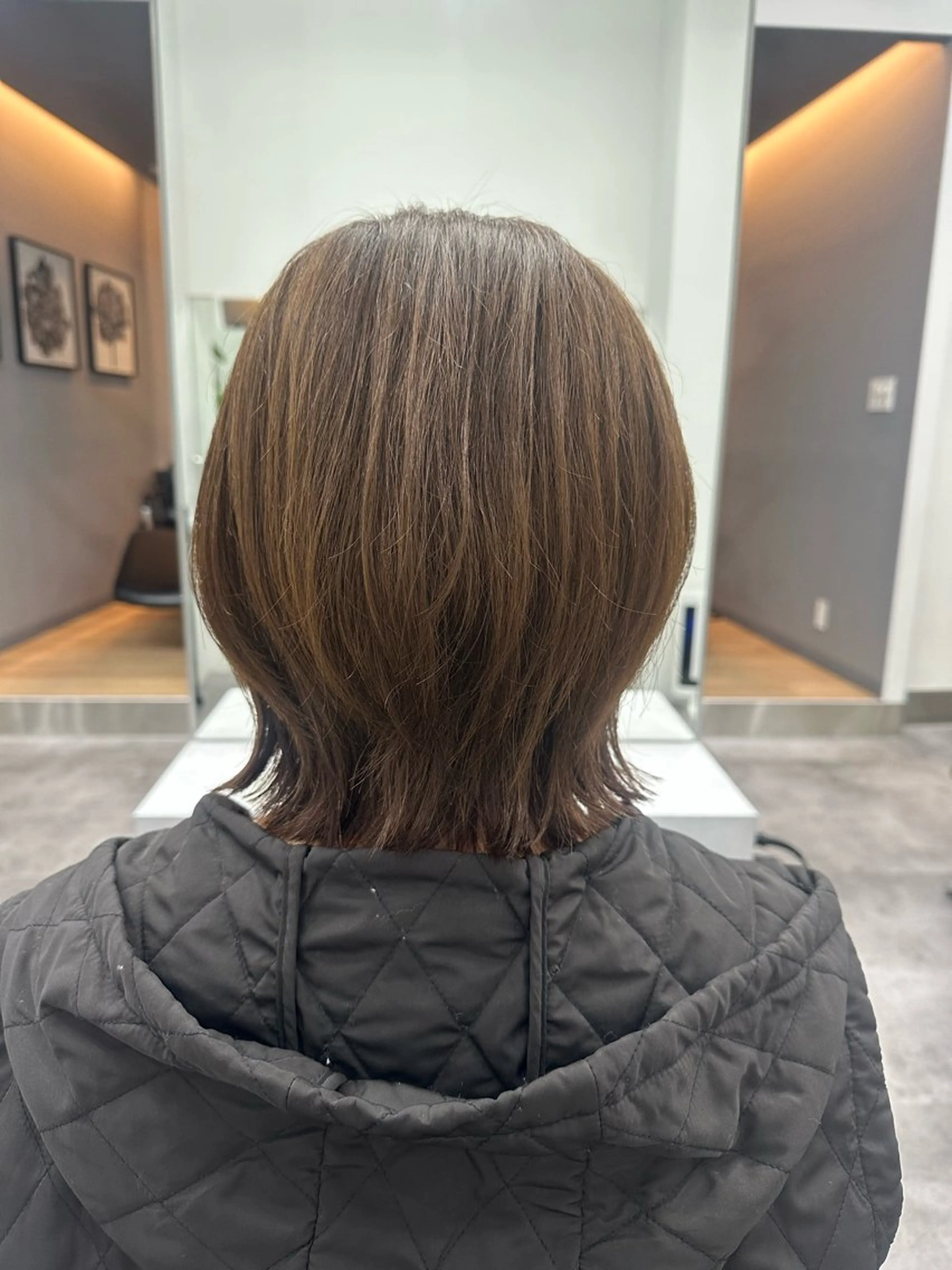 ミディアム レイヤーカット ごとう さなのヘアスタイル