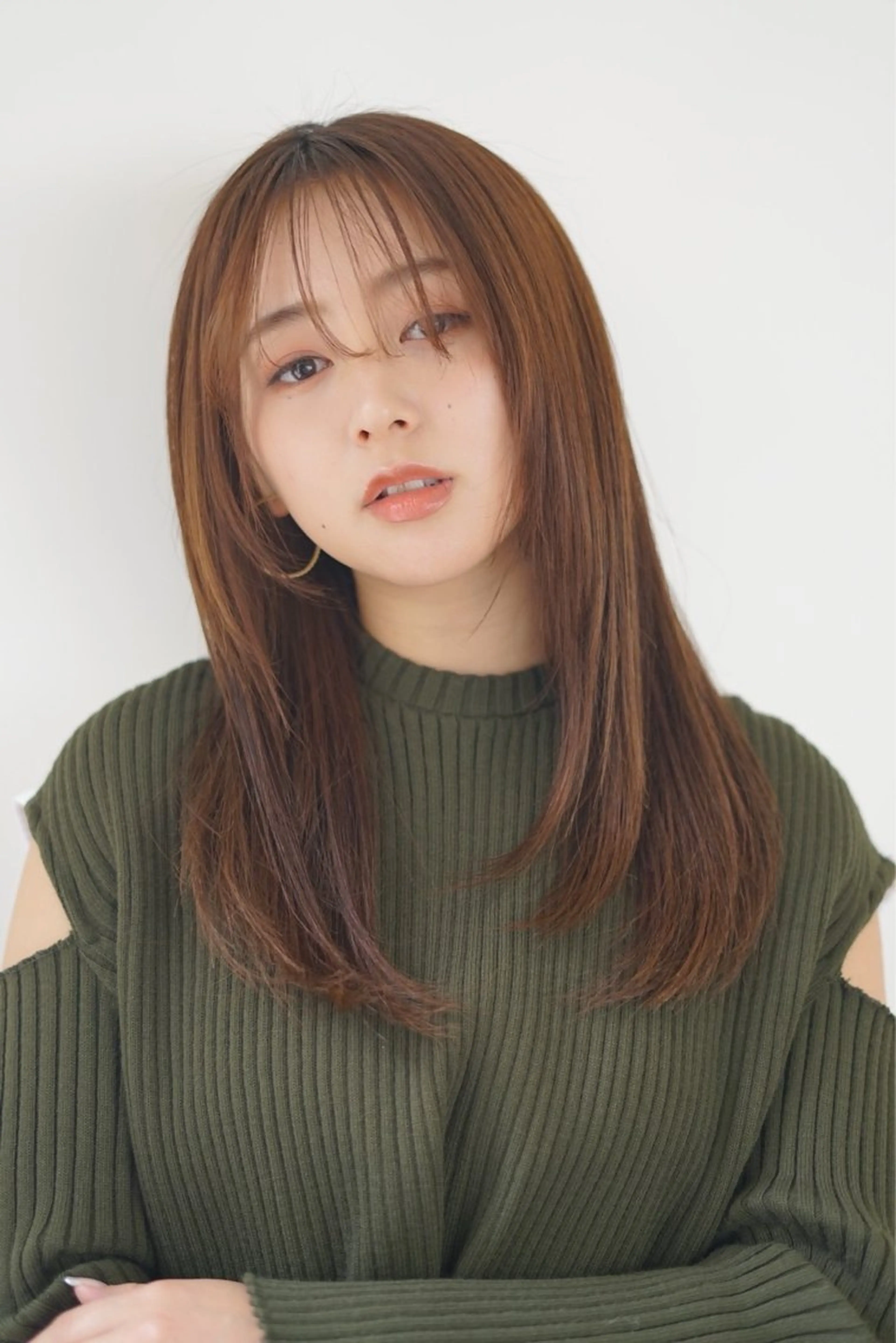 ミディアム パーマ ヘアアレンジ ミディアムパーマ ストレートパーマ カット 縮毛矯正 トリートメント ✨ストレートパーマ✨ パーマ✨YUKIのヘアスタイル