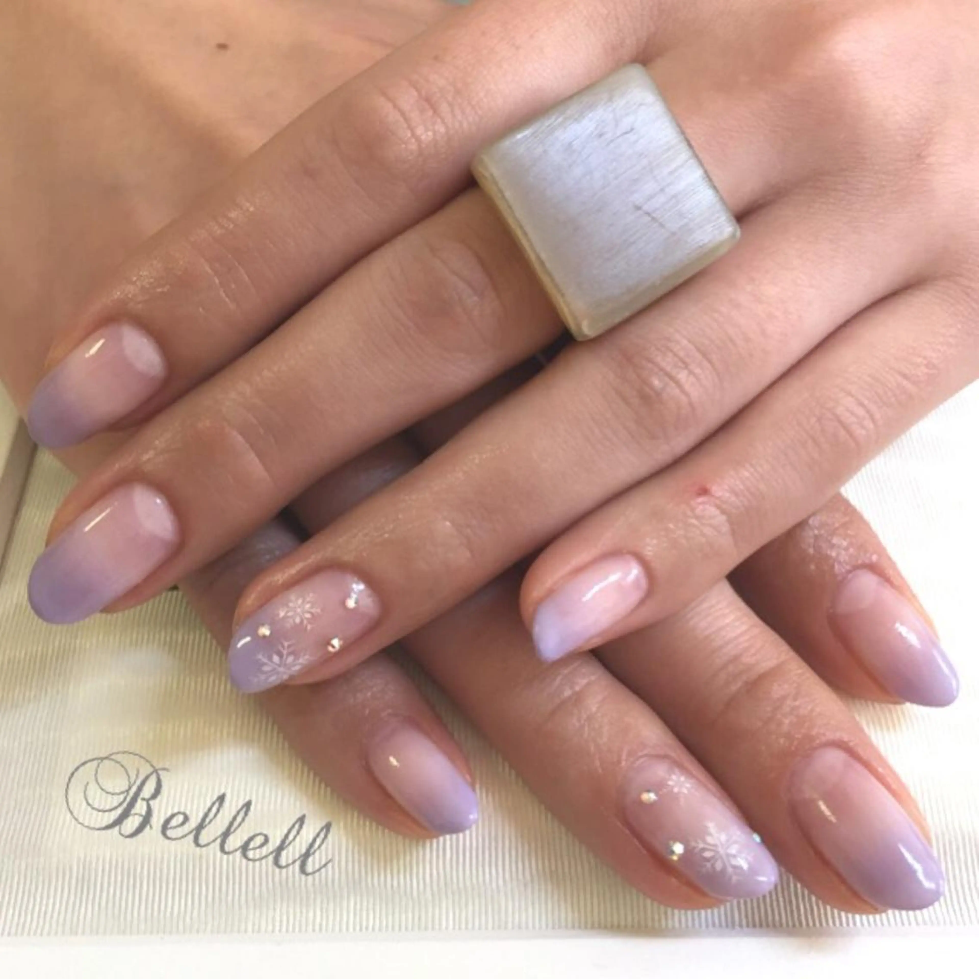 ネイル 青木 綾子のネイルデザイン