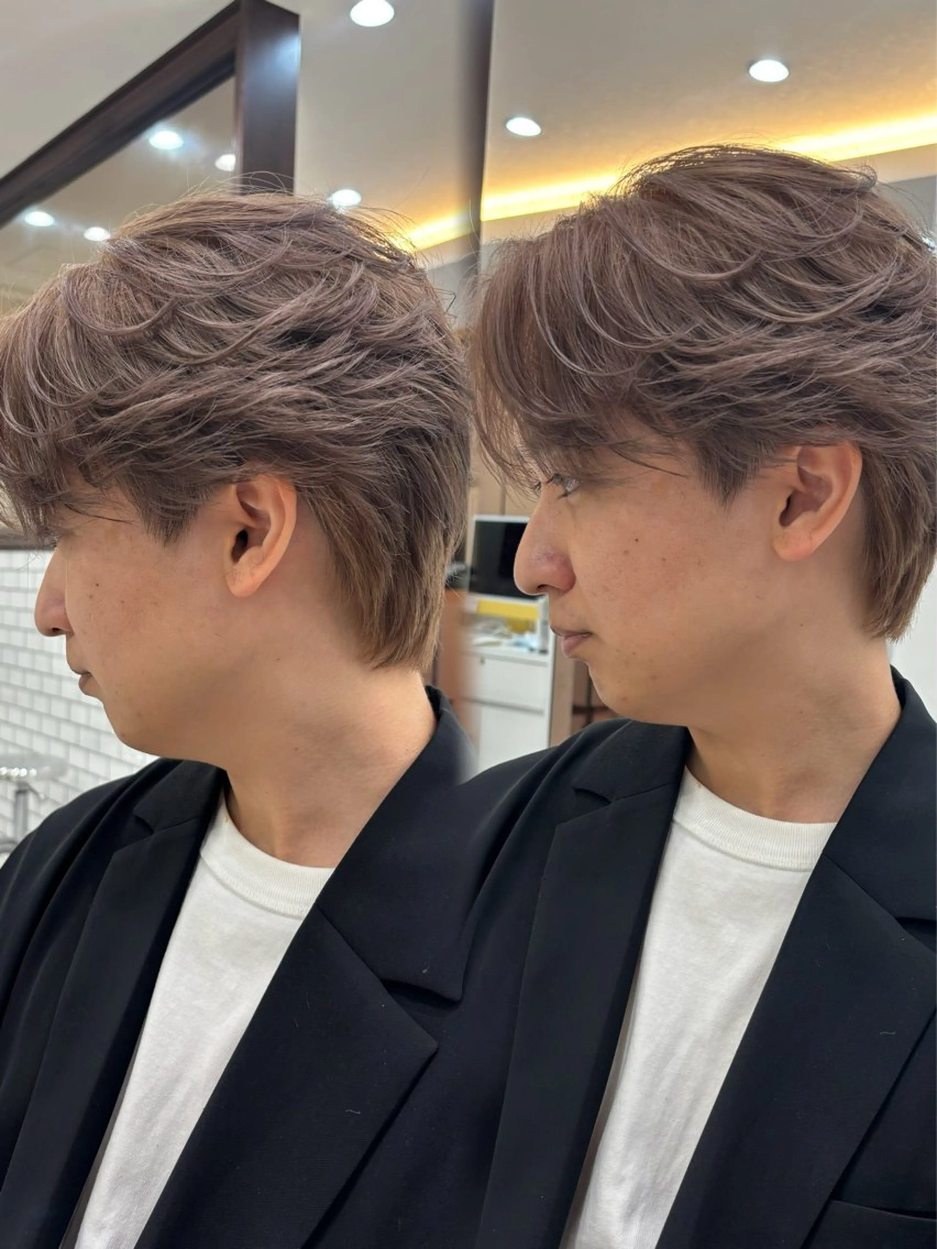 カラー メンズ メンズブリーチ センターパート ベージュカラー ブリーチ ミルクティーベージュ ヘアカラー miyu'somotesando所属・菅野 心悠/メンズヘアのヘアスタイル