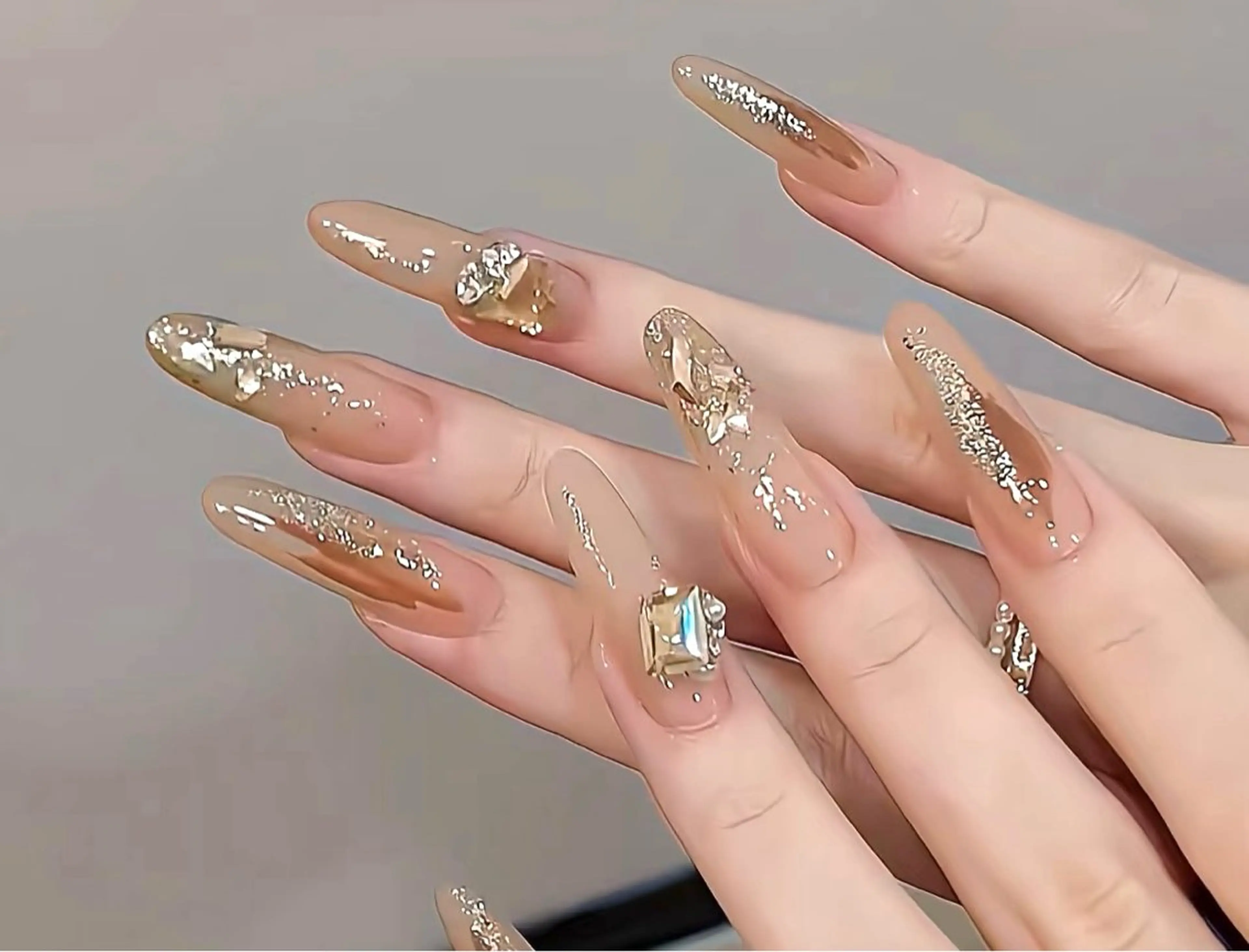 ネイル ハンドネイル TOUTOU所属・TOUTOU. Yuriのネイルデザイン