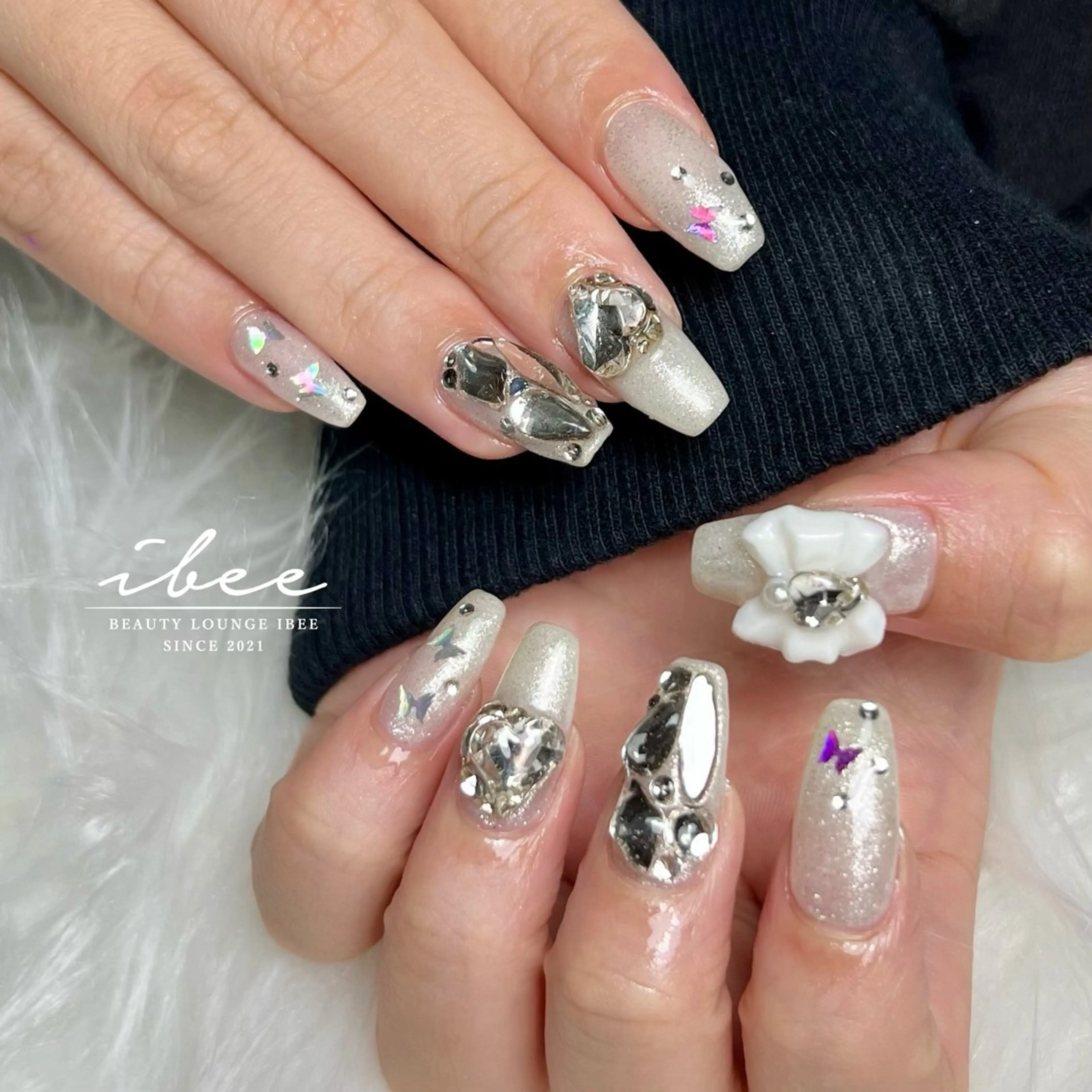 ネイル ハンドネイル ibee nail 🤍yumiのネイルデザイン