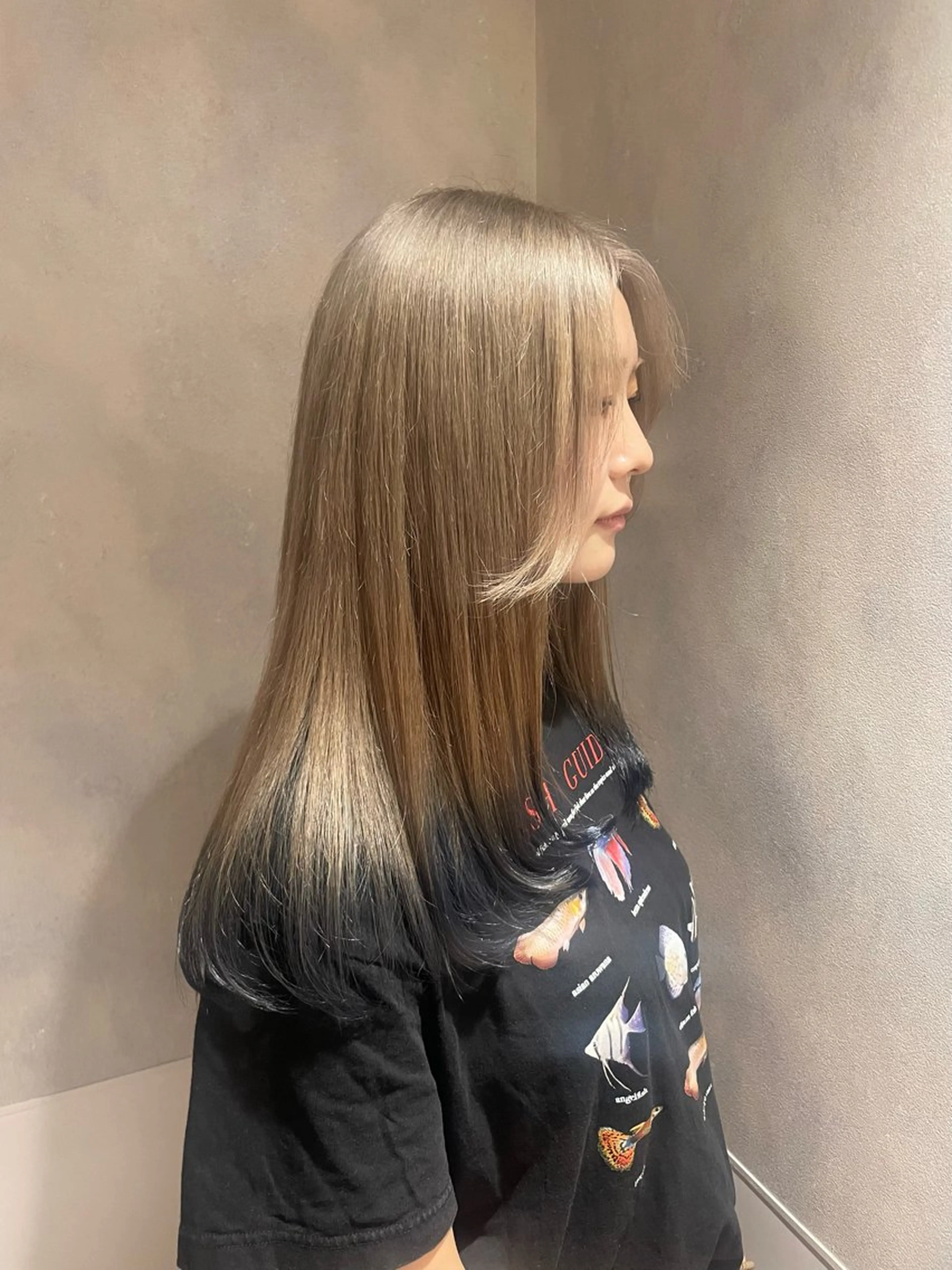 ロング カラー ヘアカラー 野町 好花のヘアスタイル