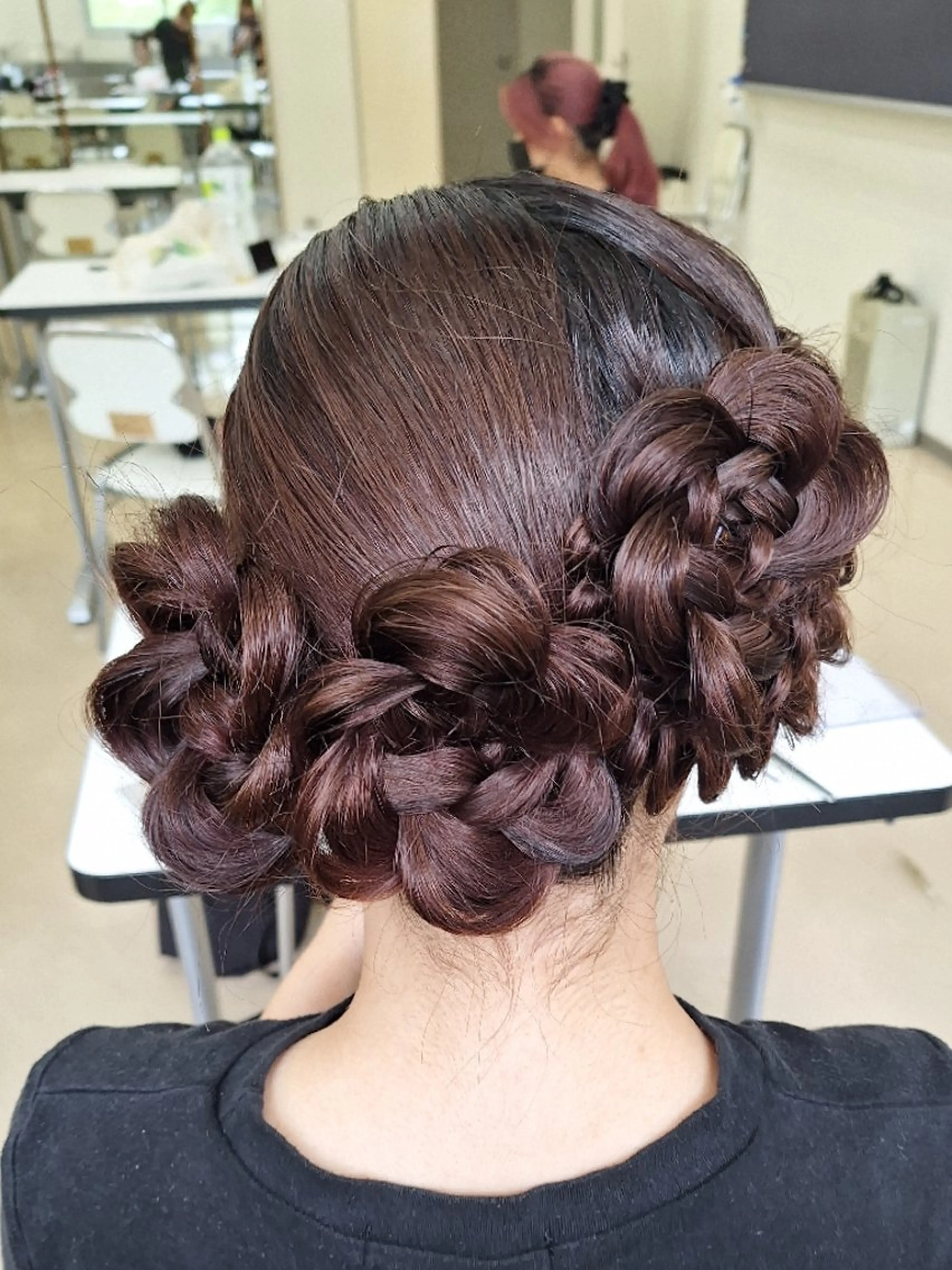 ロング 艶髪🌼*･/安田 彩愛のヘアスタイル