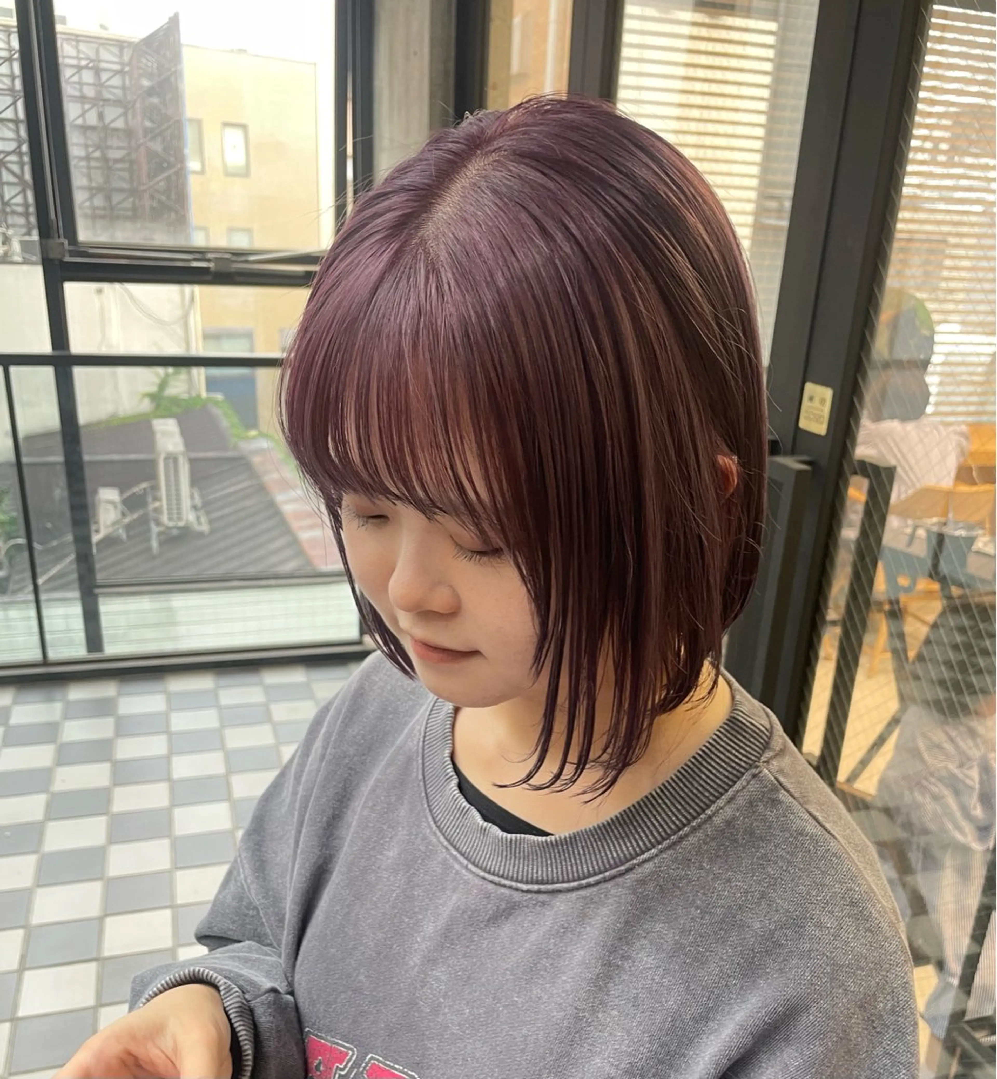 ミディアム ピンクラベンダー 🫧ハイライトカラー 🫧 𝓜𝓘𝓤のヘアスタイル