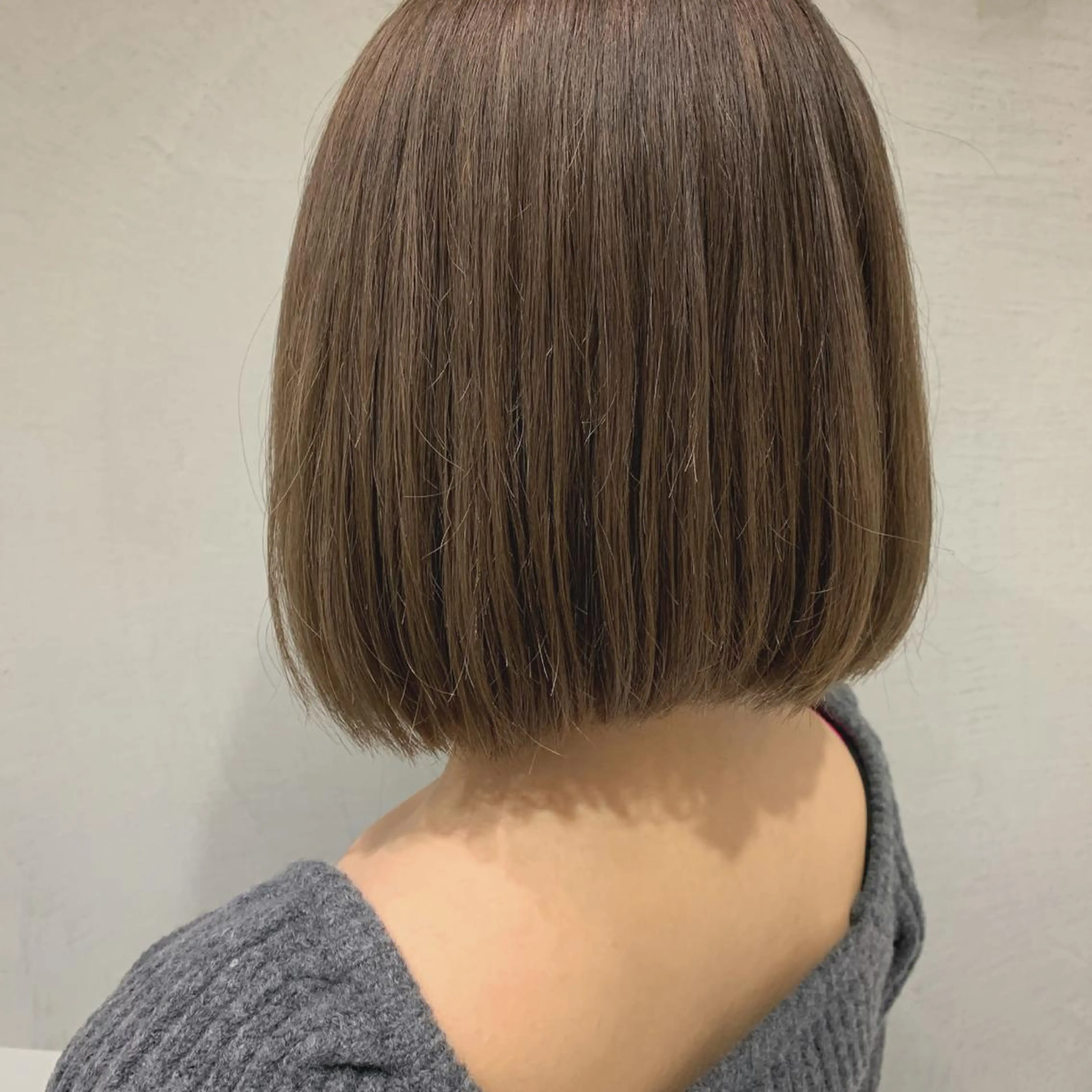 ミディアム ヘアカラー トリートメント ヘッドスパ ヘアセット 透明感ブリーチ カラー✨有坂映哉のヘアスタイル