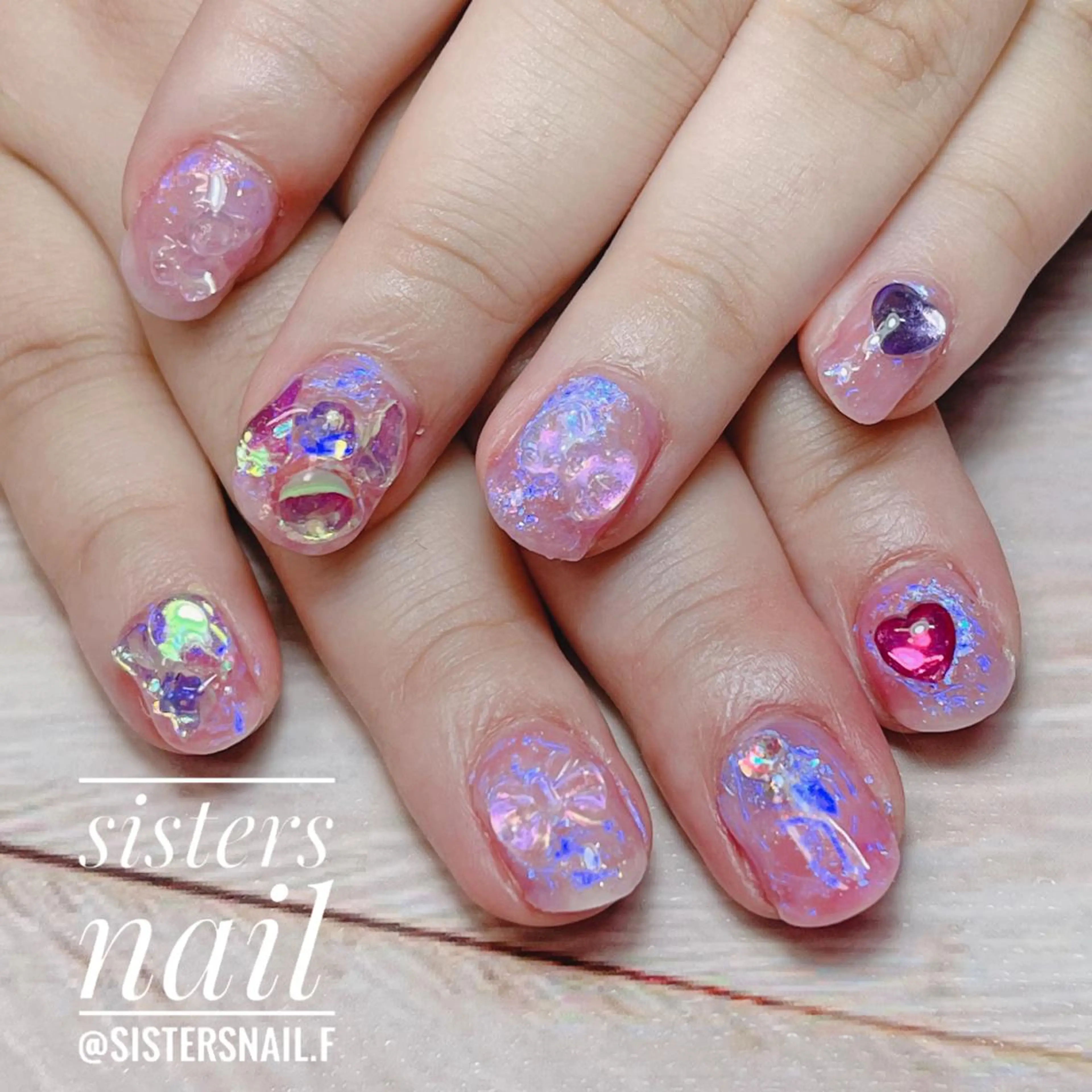 ネイル アートネイル オーロラネイル クリアネイル 氷ネイル・うるうるネイル キラキラネイル sisters nail.fのネイルデザイン