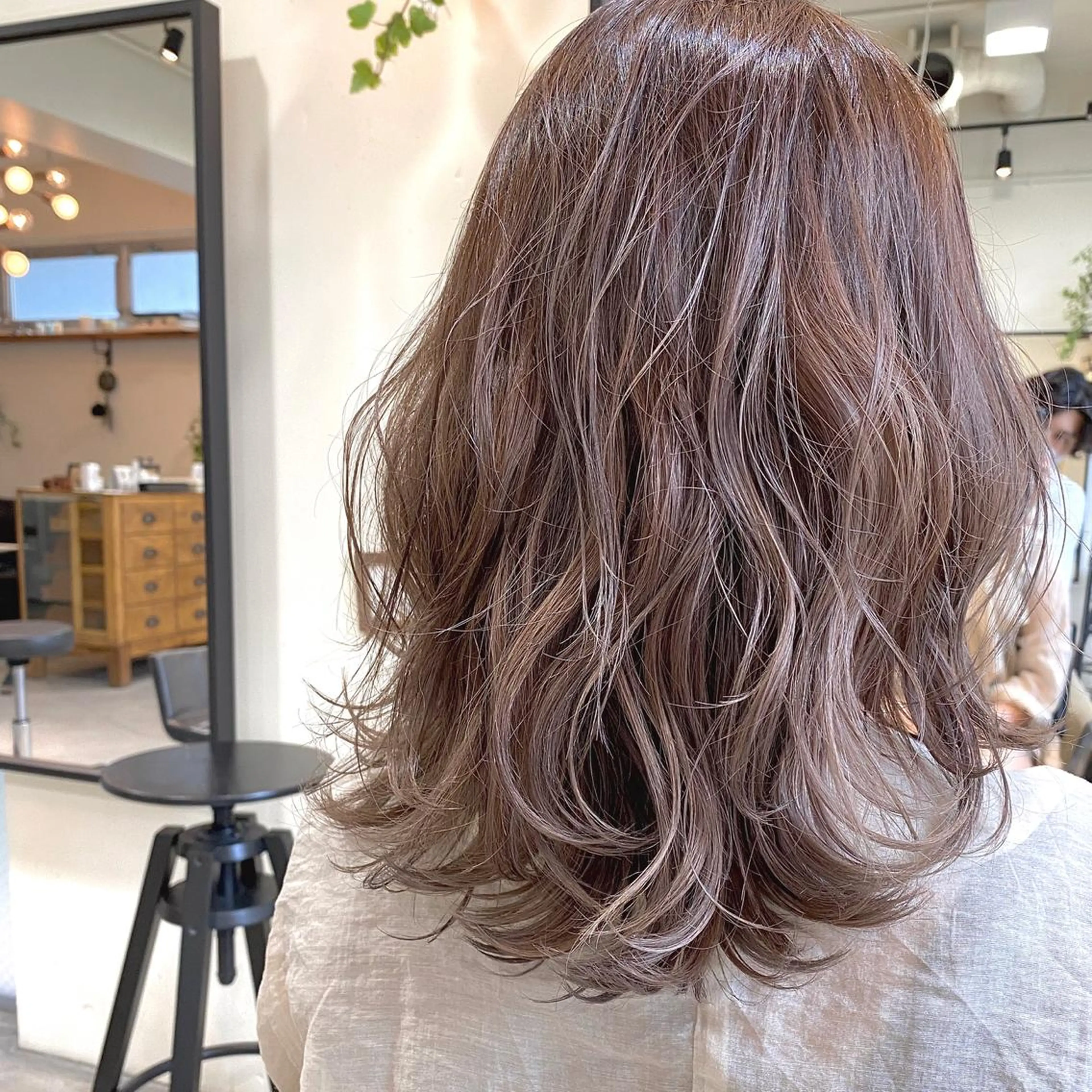 ミディアム カラー ヘアアレンジ tane.所属・【ダメージレス施術】 【透明感】北村 拓也のヘアスタイル