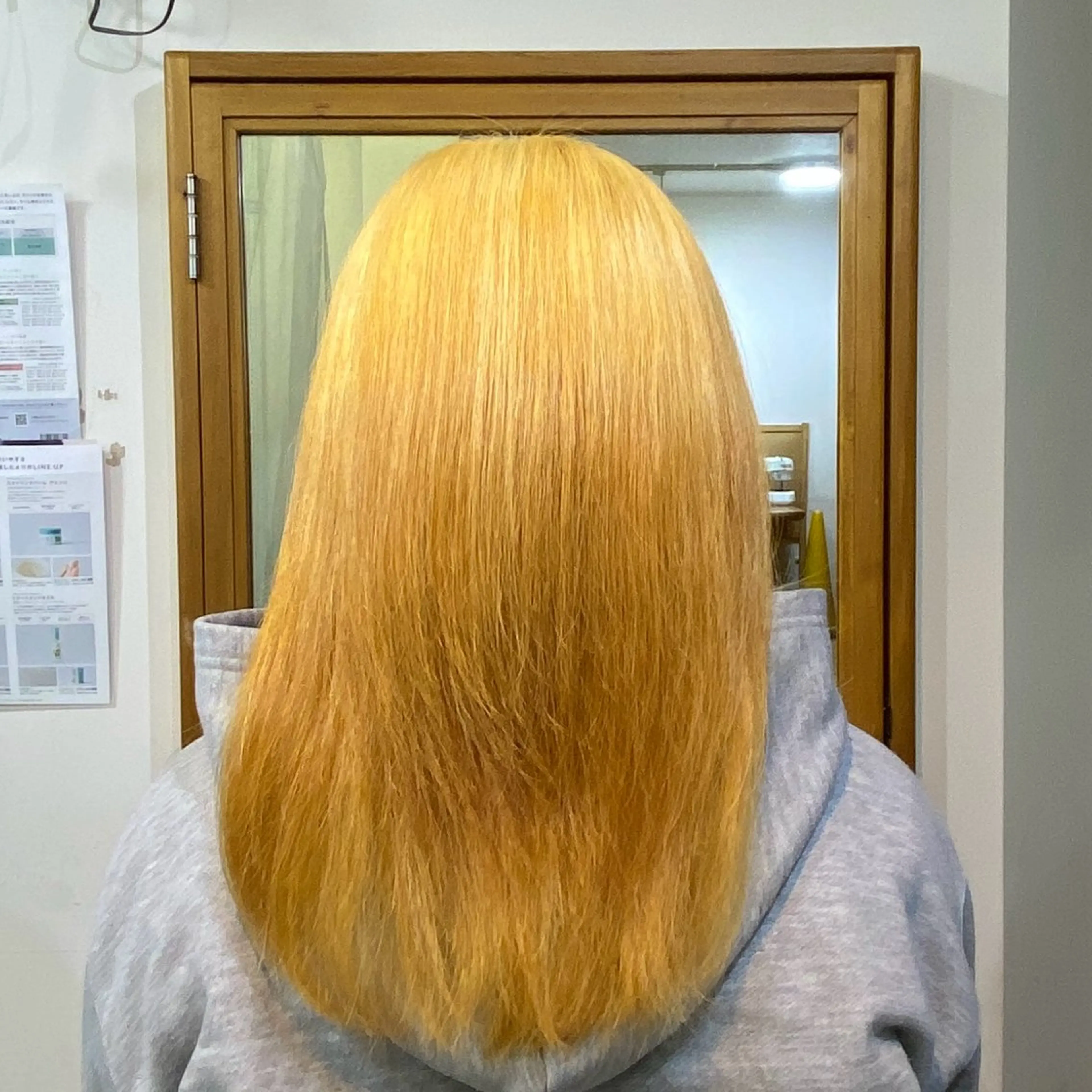 セミロング カラー CRADLE Takeuchiのヘアスタイル