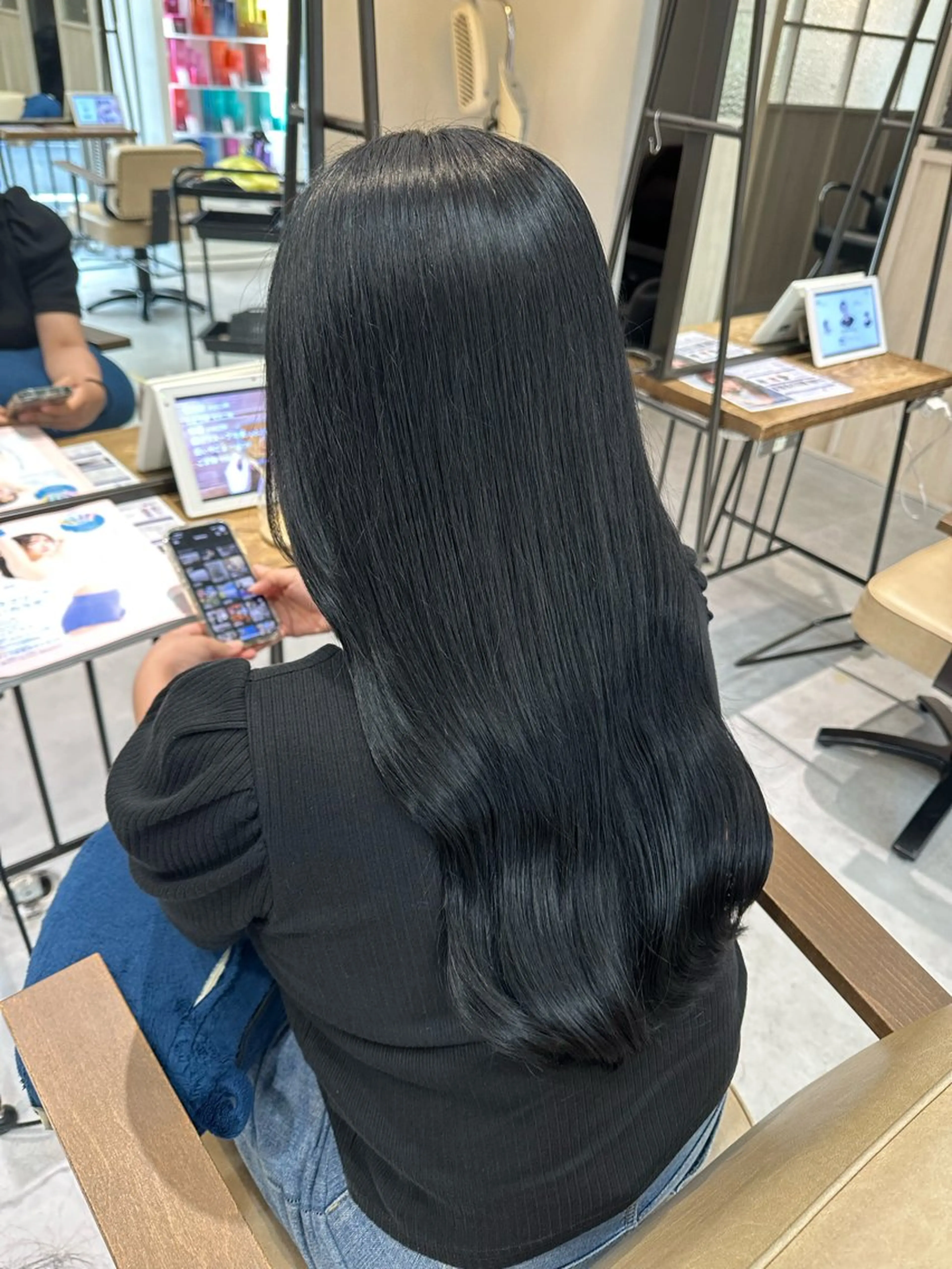 ロング カラー 髪質改善AUSTIN登戸所属・野村 一花 / 暖色 カラー / Wカラーのヘアスタイル