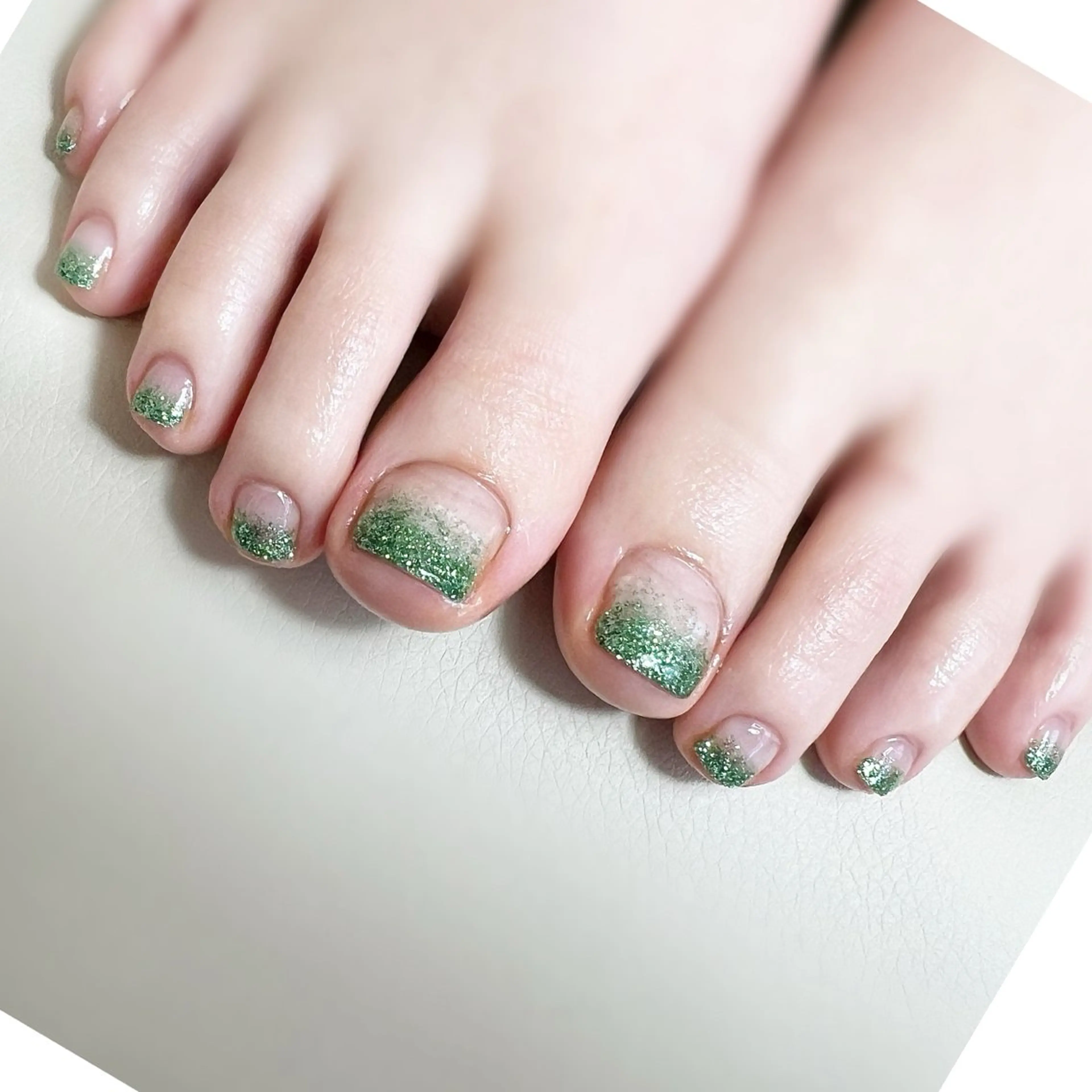 ネイル ハンドネイル フットネイル NAILsalon Laki(ラキ)のネイルデザイン