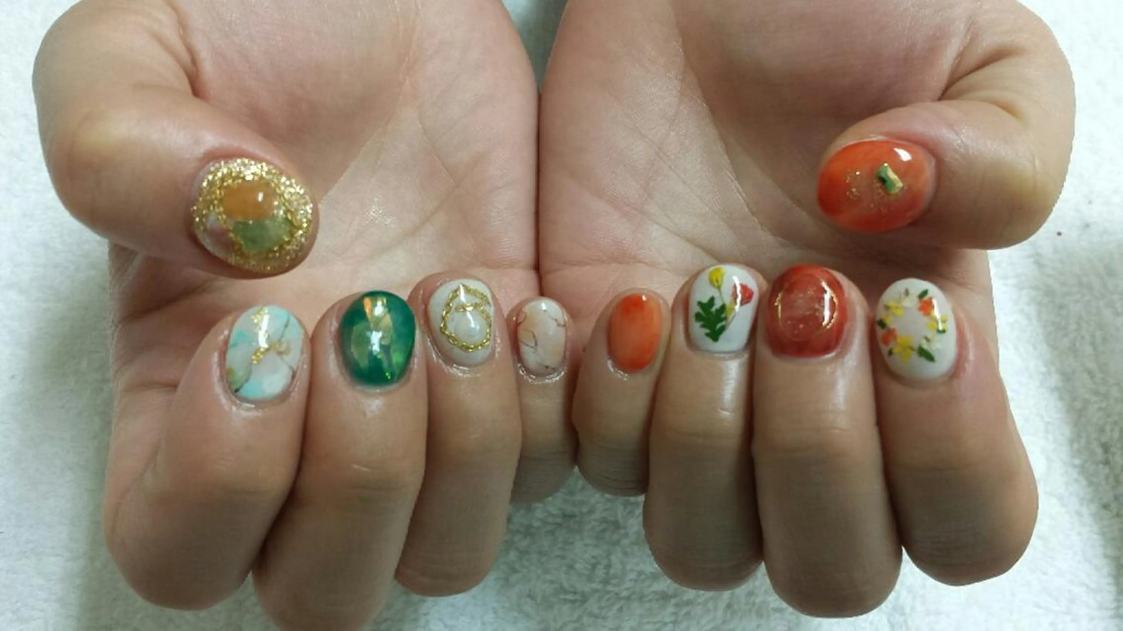 ネイル 河野ちえ (雑誌掲載サロン)のネイルデザイン