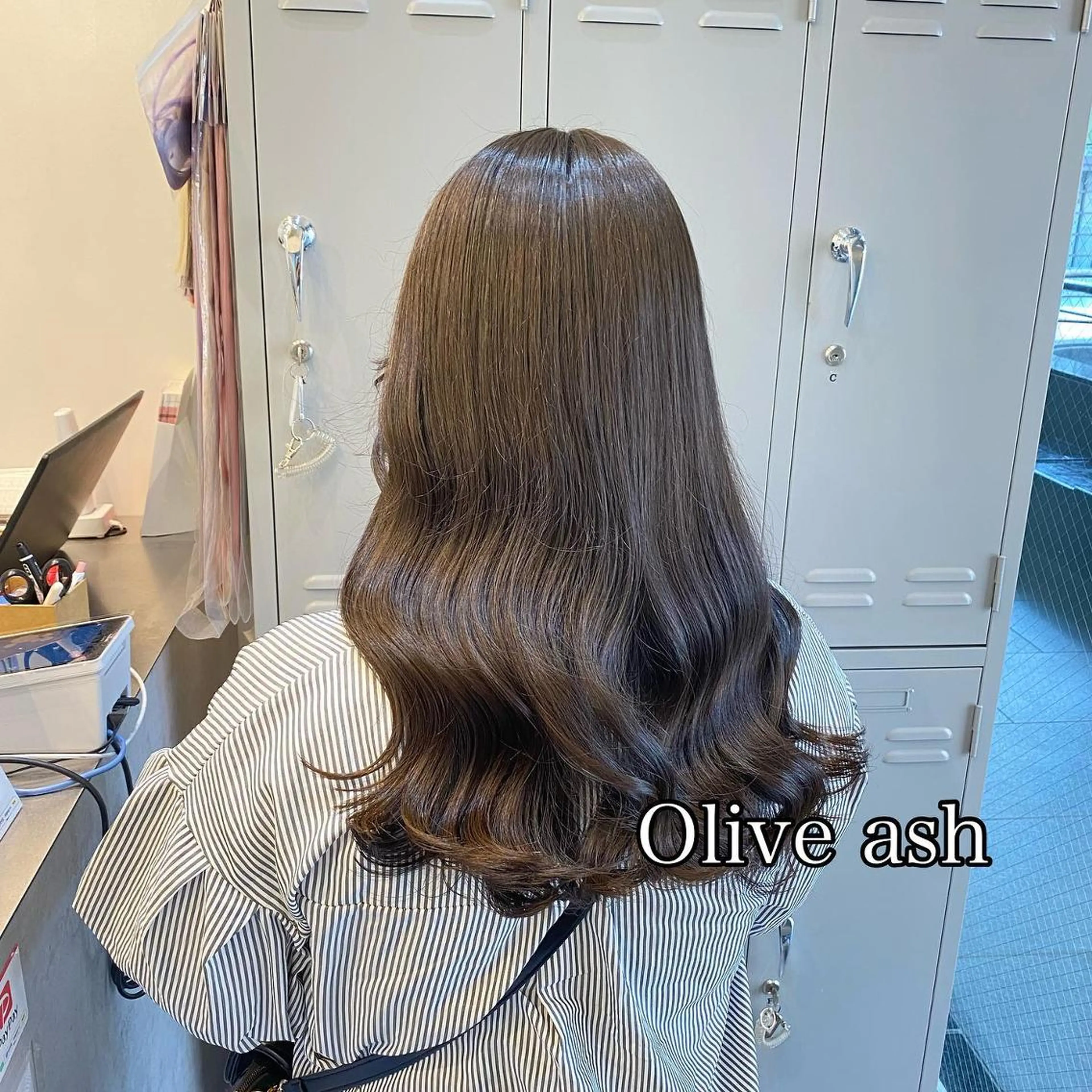 セミロング カラー ヘアアレンジ 🌷愛されヘア🌷 伊藤　万裕のヘアスタイル