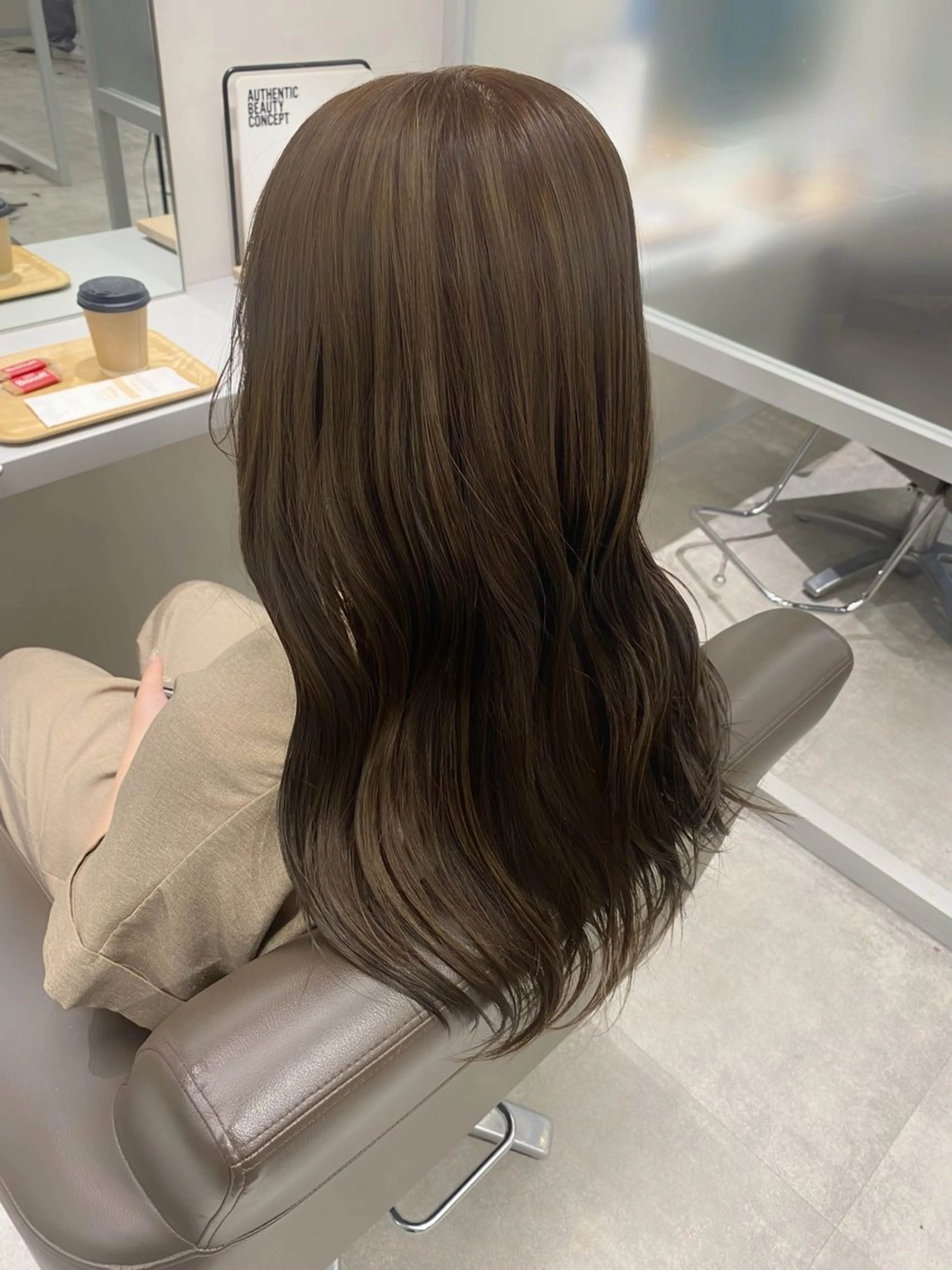 ロング さよ 🌼西梅田美容室のヘアスタイル